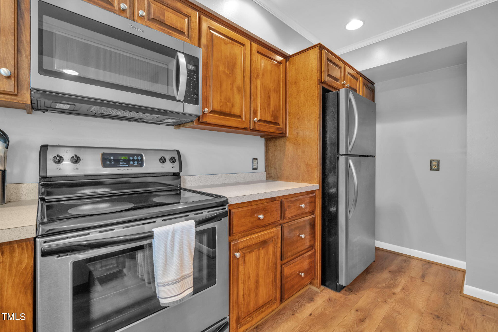 5805 Mapleridge Road Property Photo 15