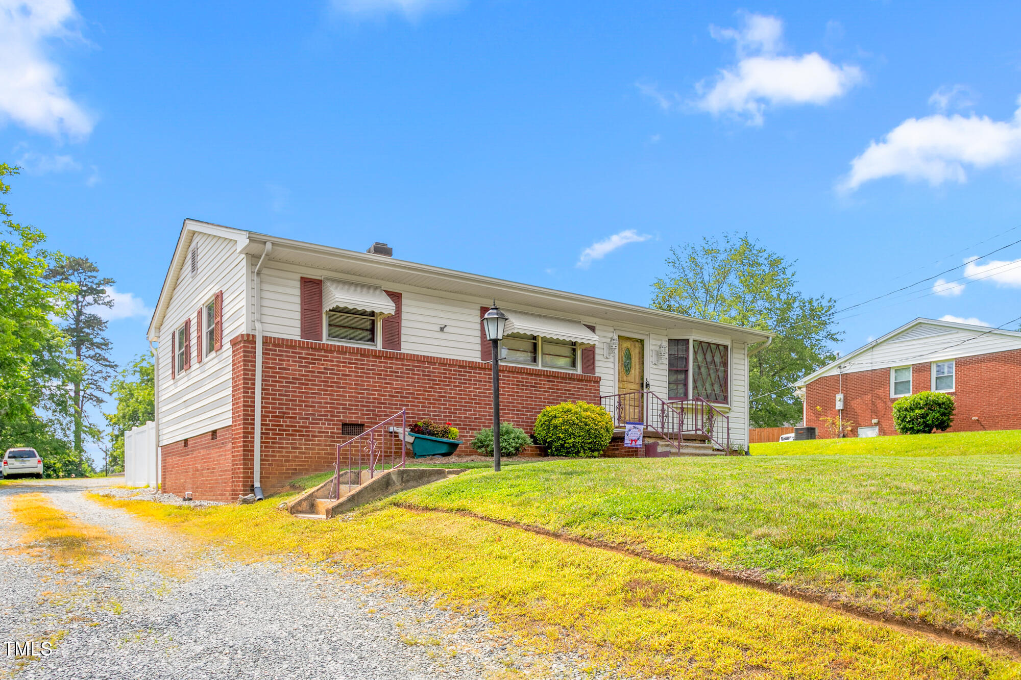 1315 Elder Way Property Photo 1