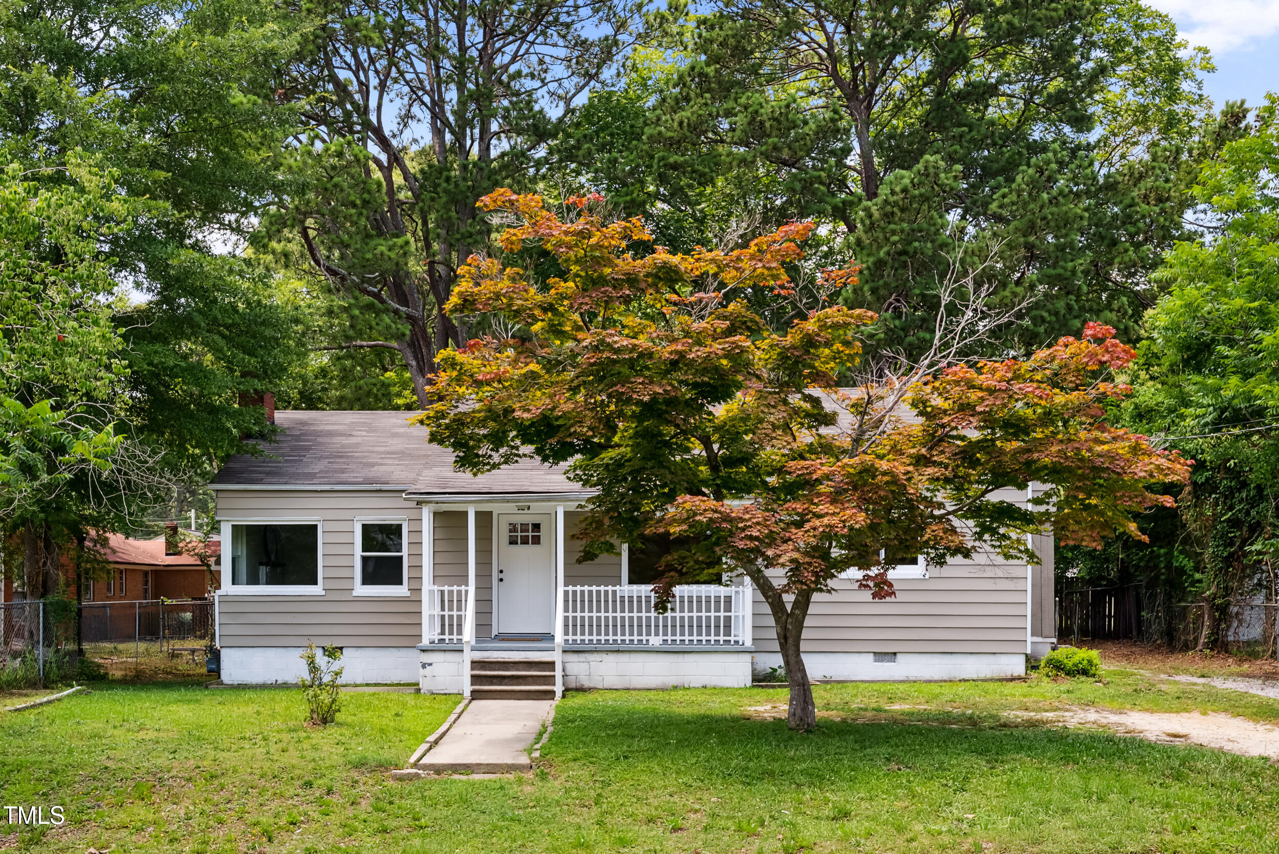 208 Fairview Avenue Sw Property Photo 1