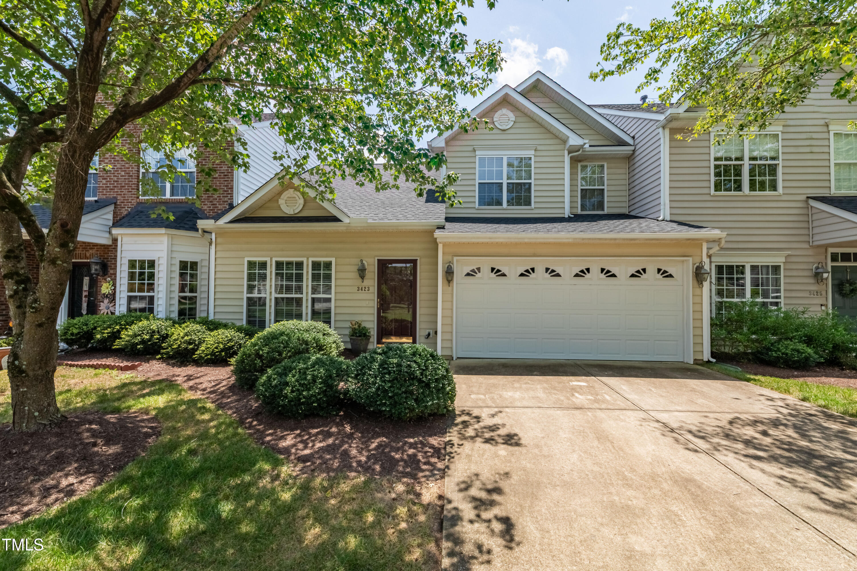 3423 Van Hessen Drive Property Photo 1