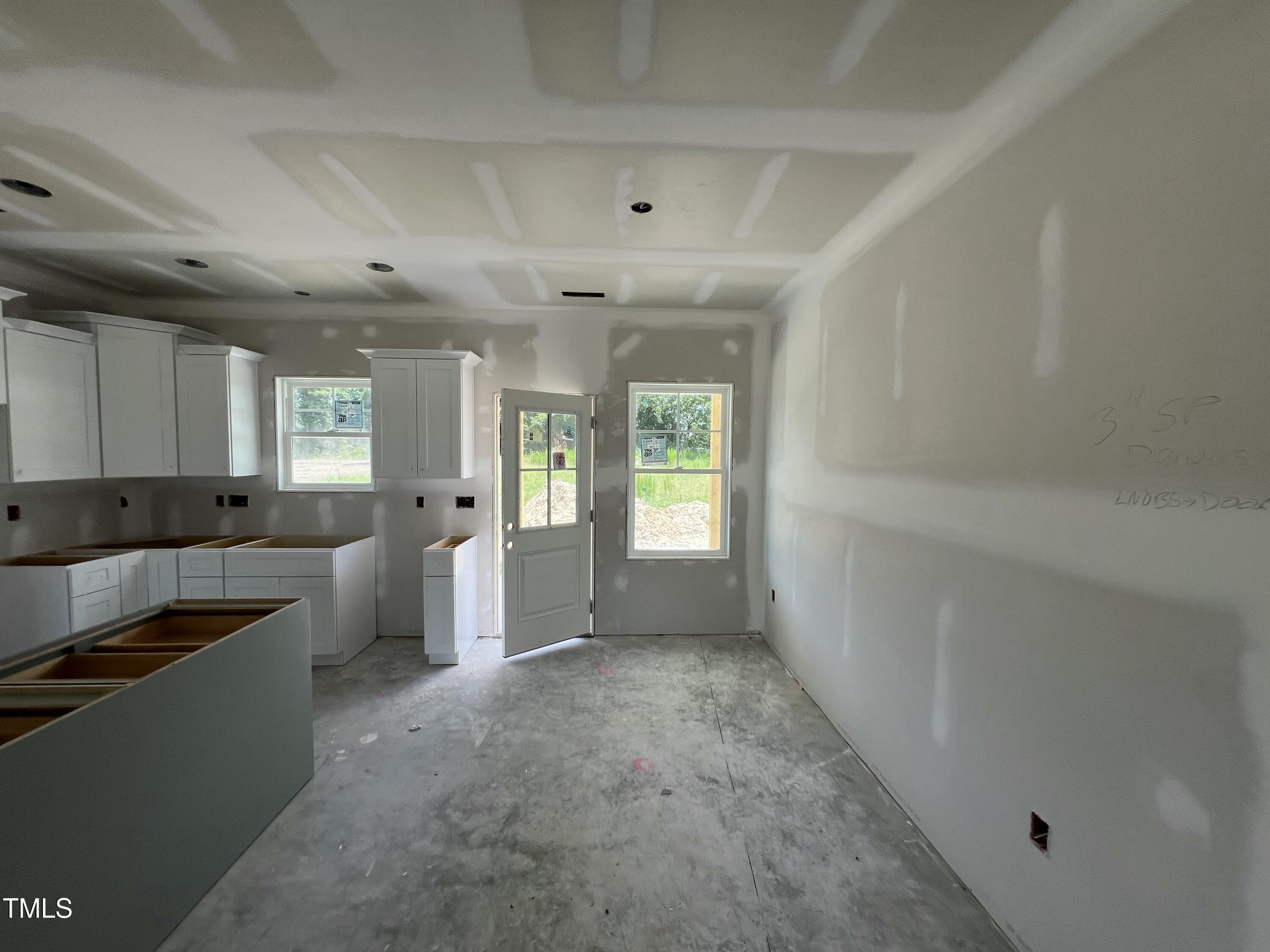 100 Sagewood Drive Property Photo 5