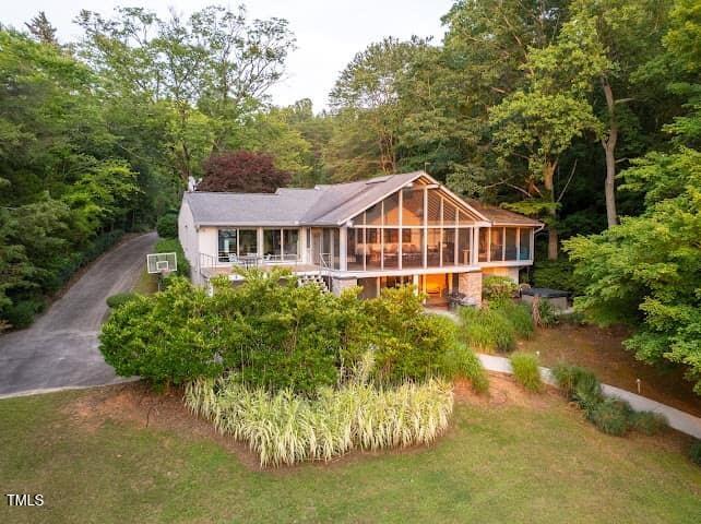 64 Robin Road Property Photo 1