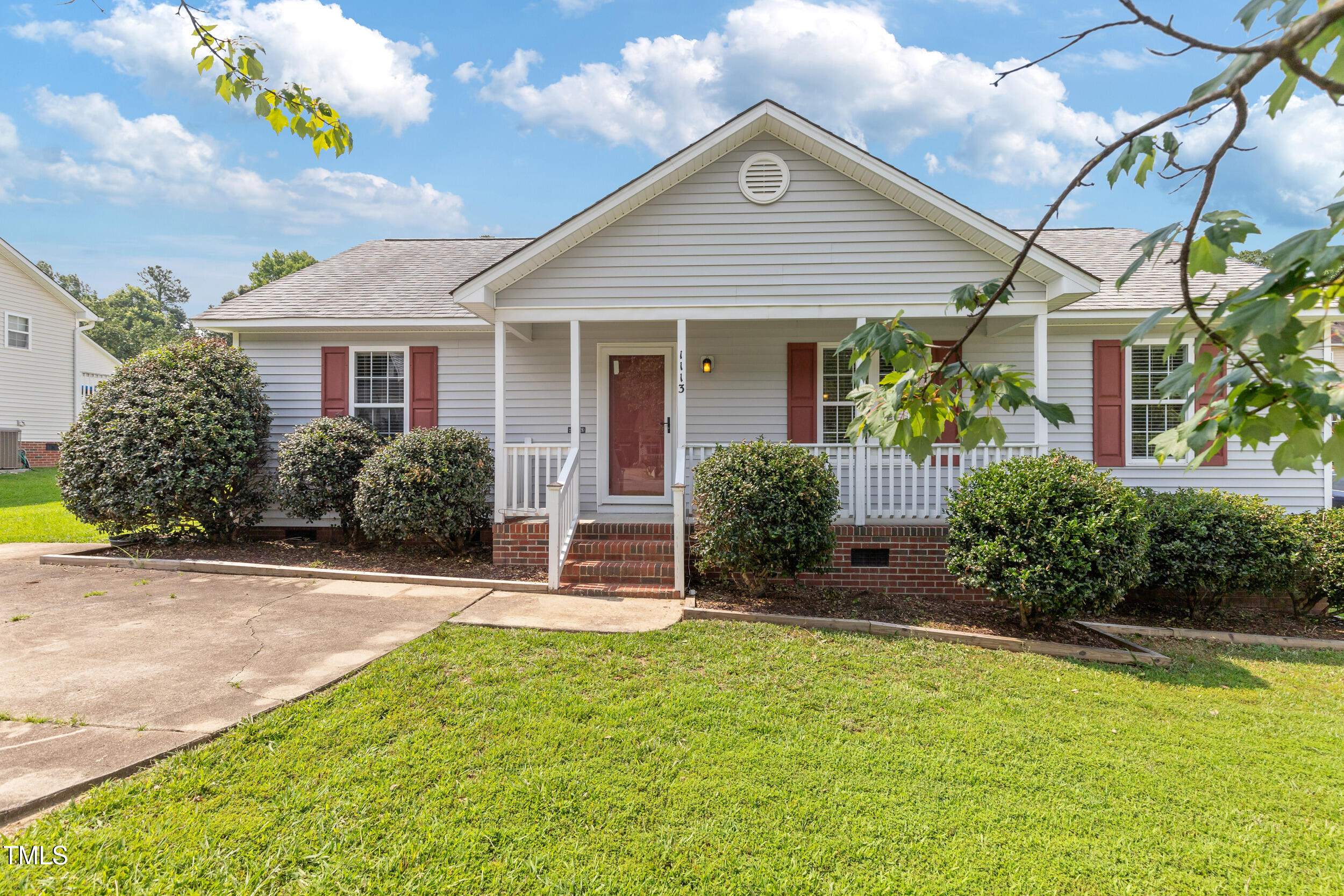 1113 Curtiss Drive Property Photo 1