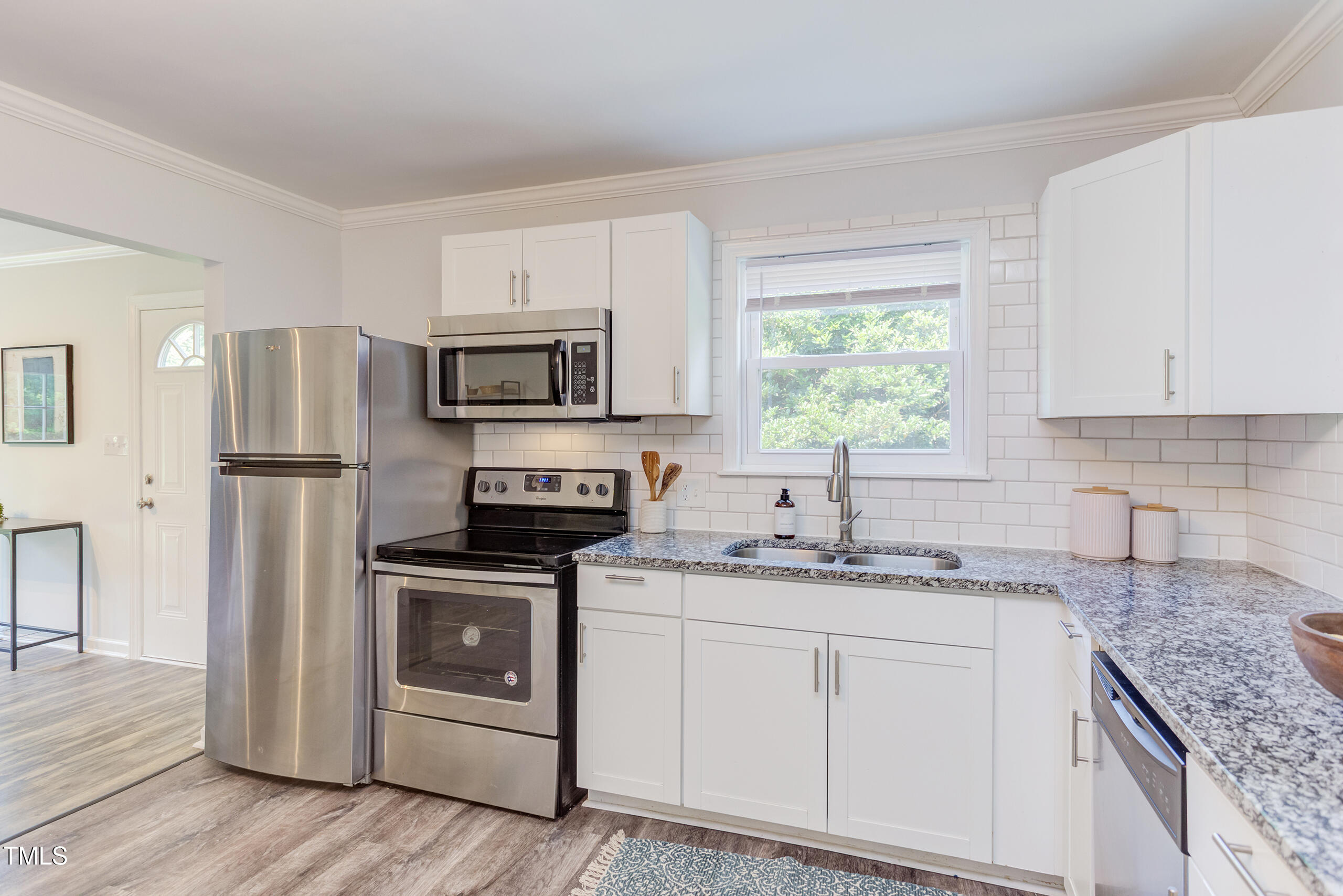 2014 Athens Avenue Property Photo 12