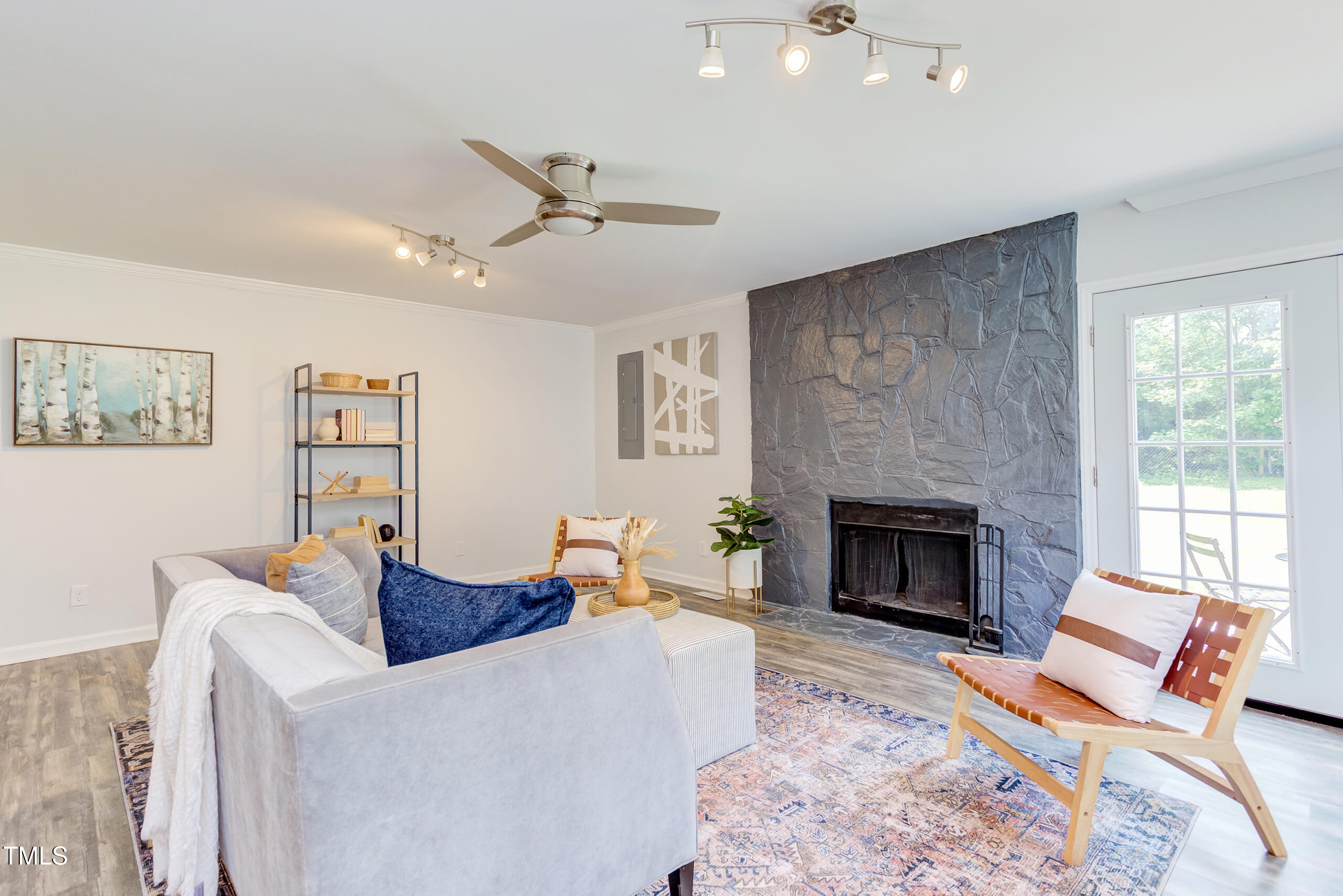 2014 Athens Avenue Property Photo 15