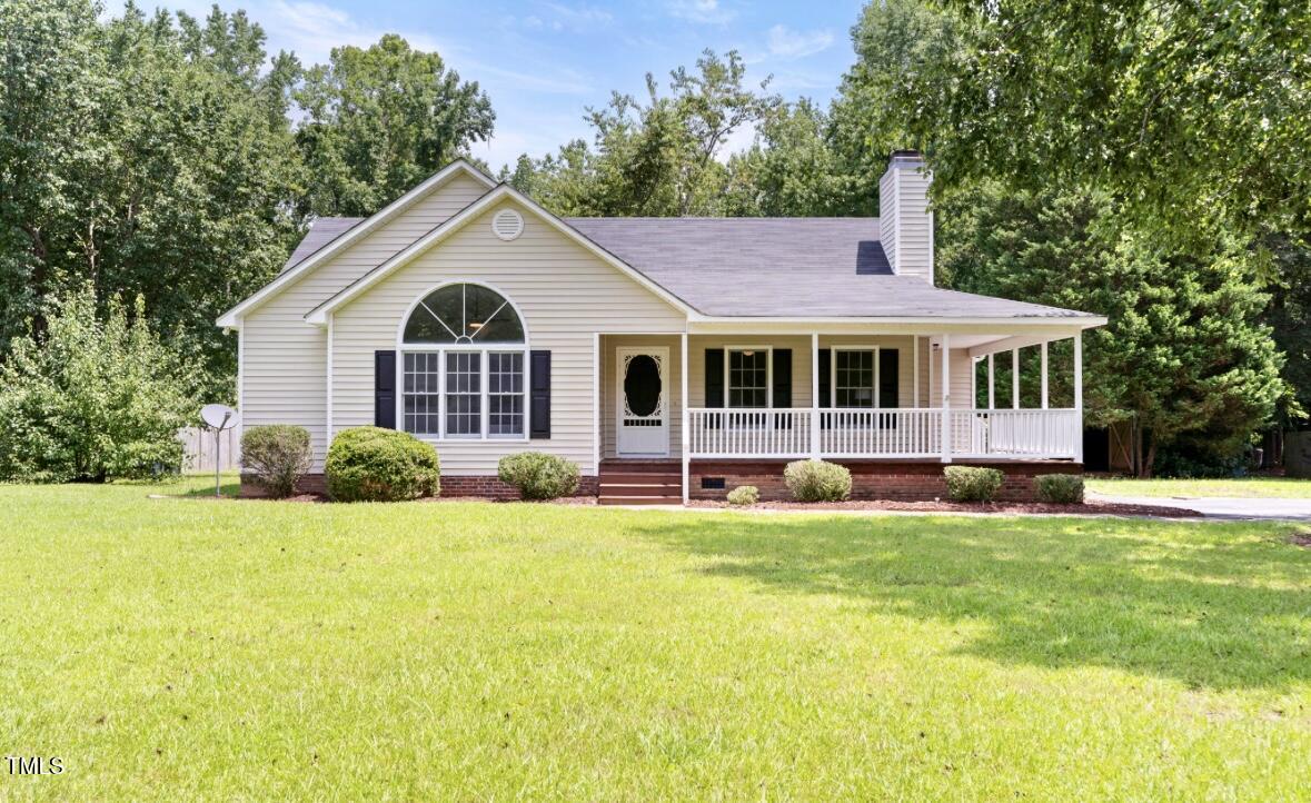 117 S Woodstone Drive Property Photo 1