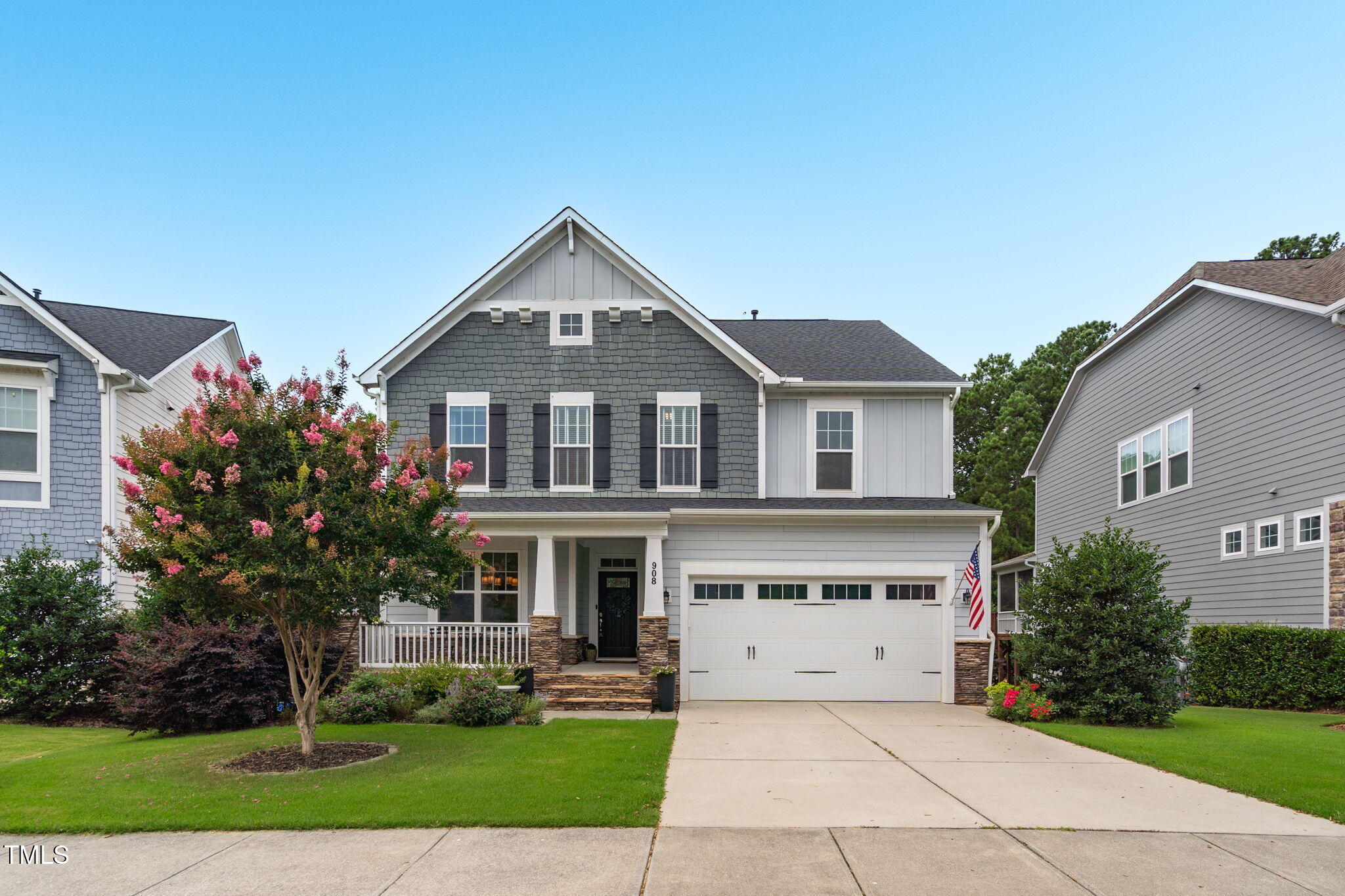 908 Woodland Grove Way Property Photo
