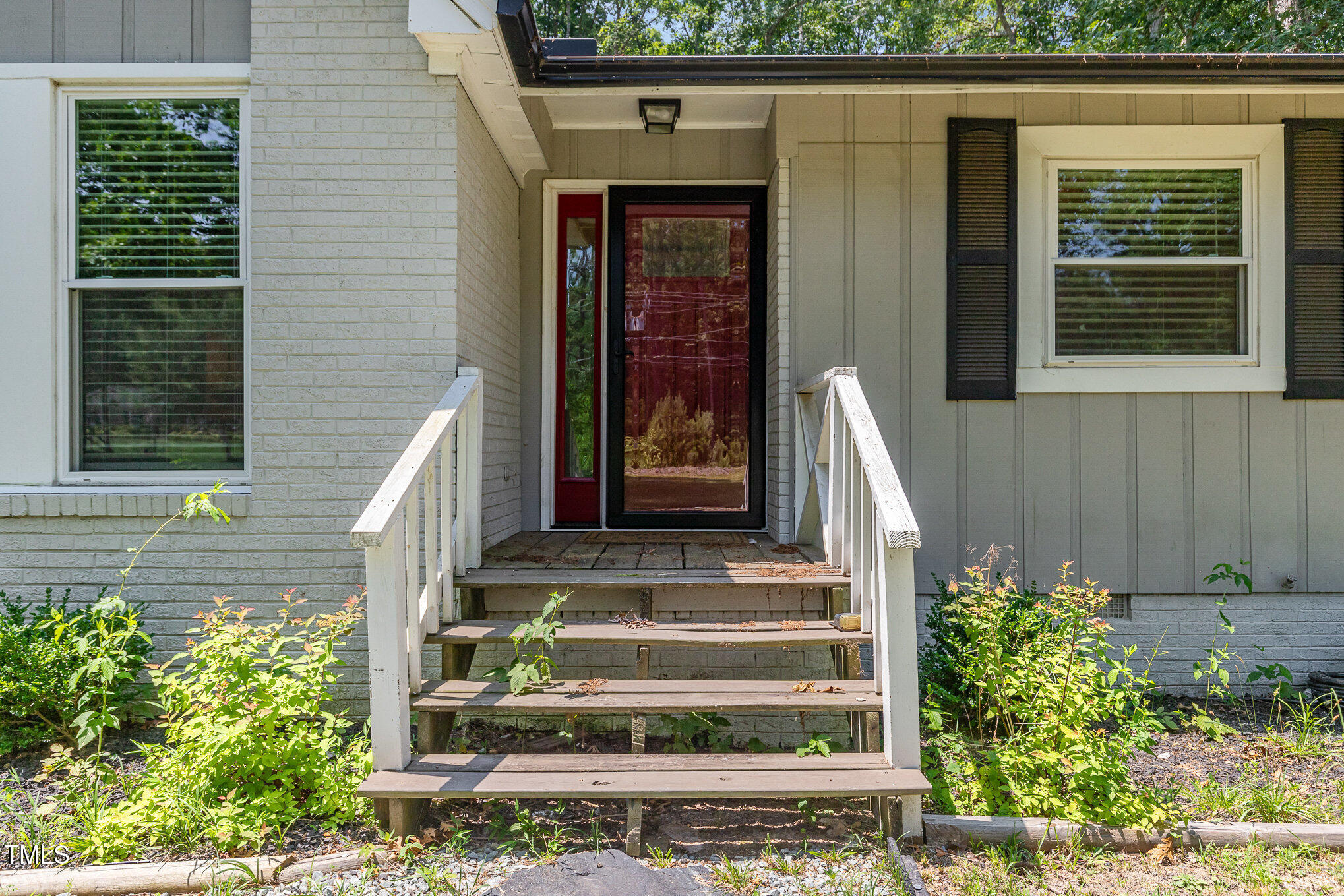 908 Snow Hill Road Property Photo 4
