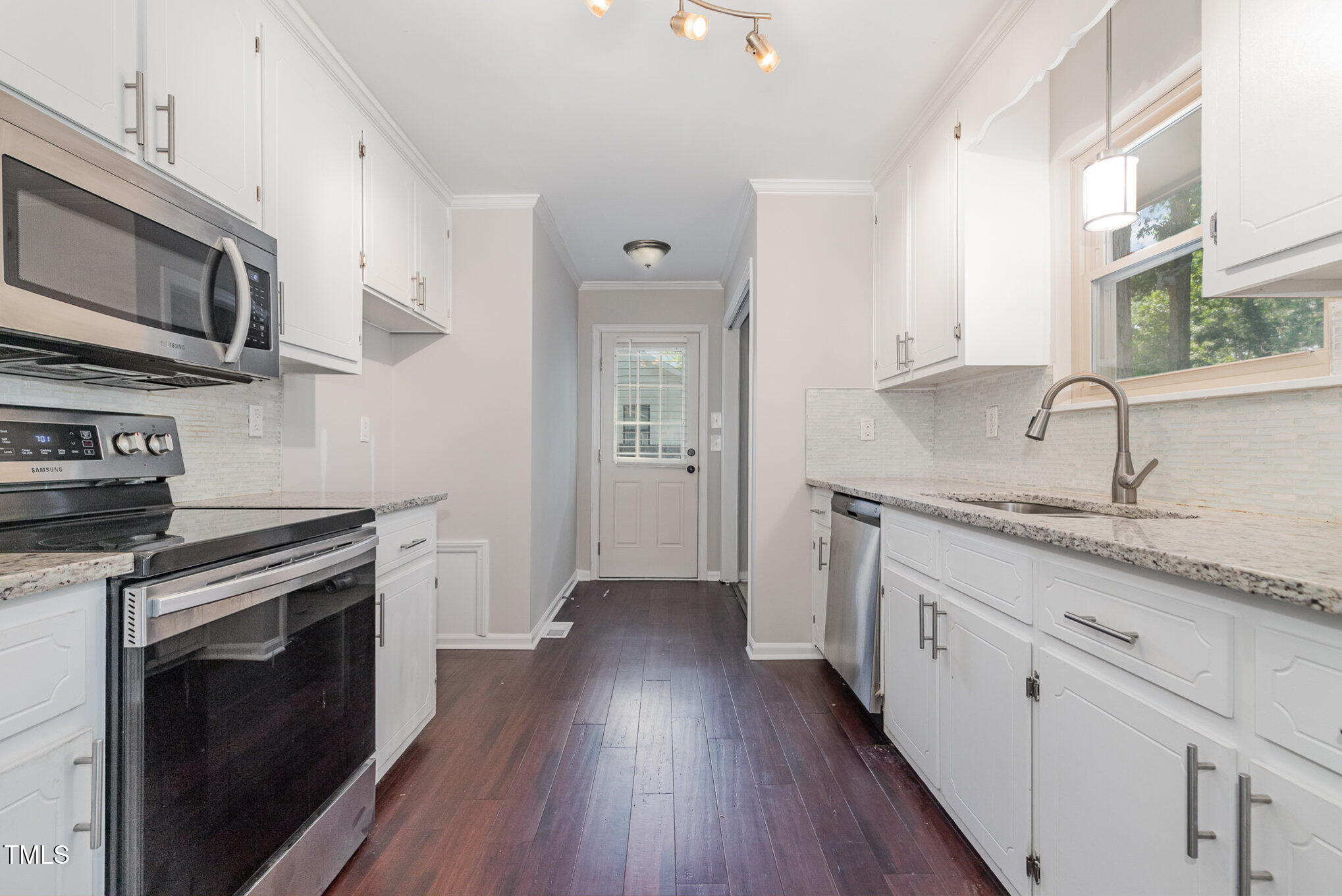 908 Snow Hill Road Property Photo 15