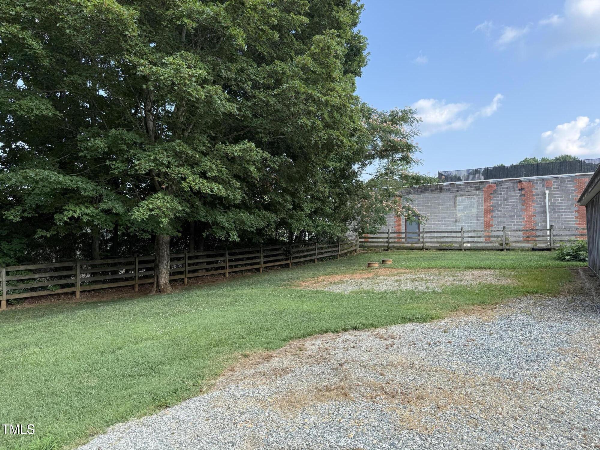 133 Woodlawn Road Property Photo 10