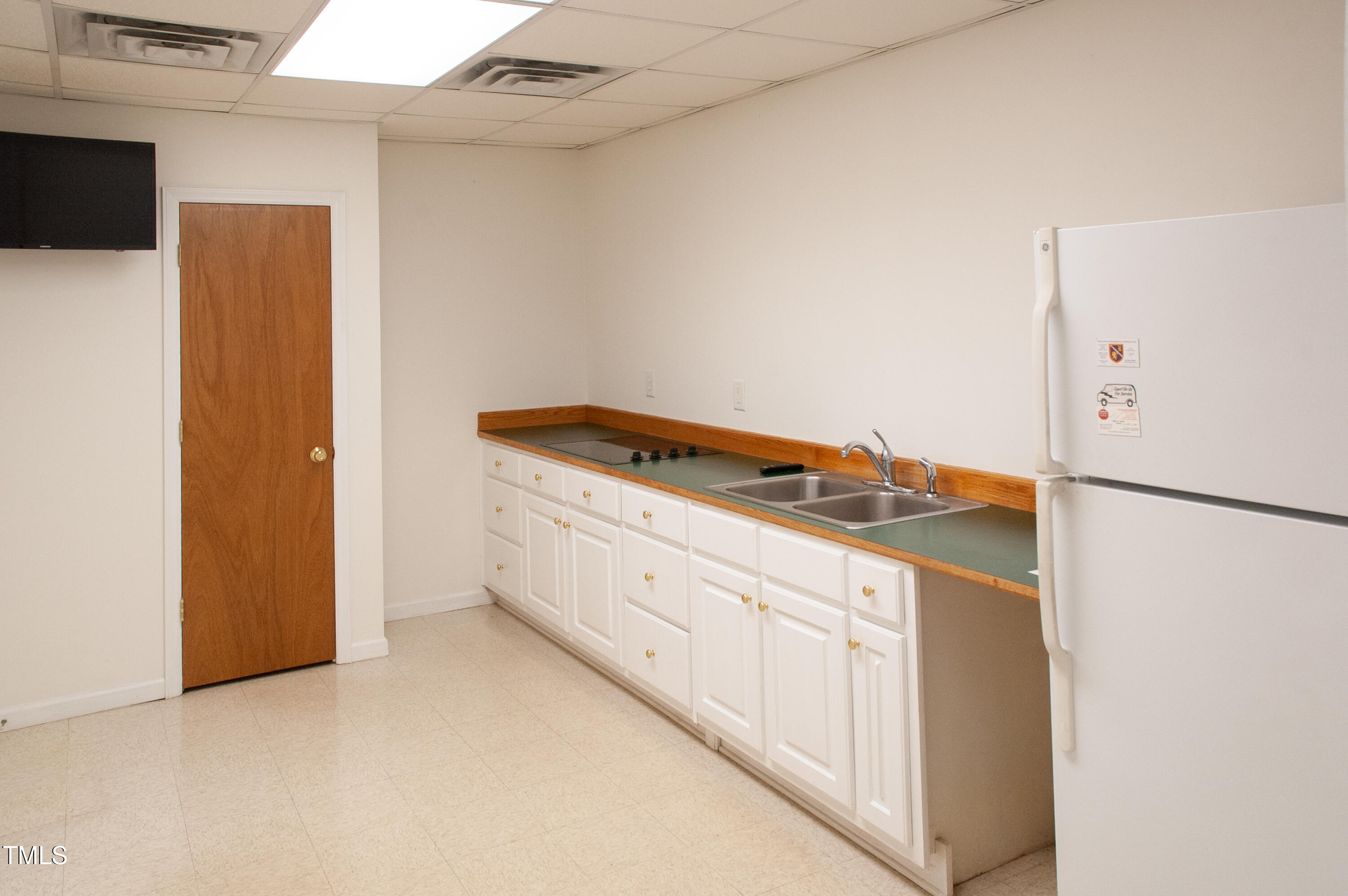 133 Woodlawn Road Property Photo 12