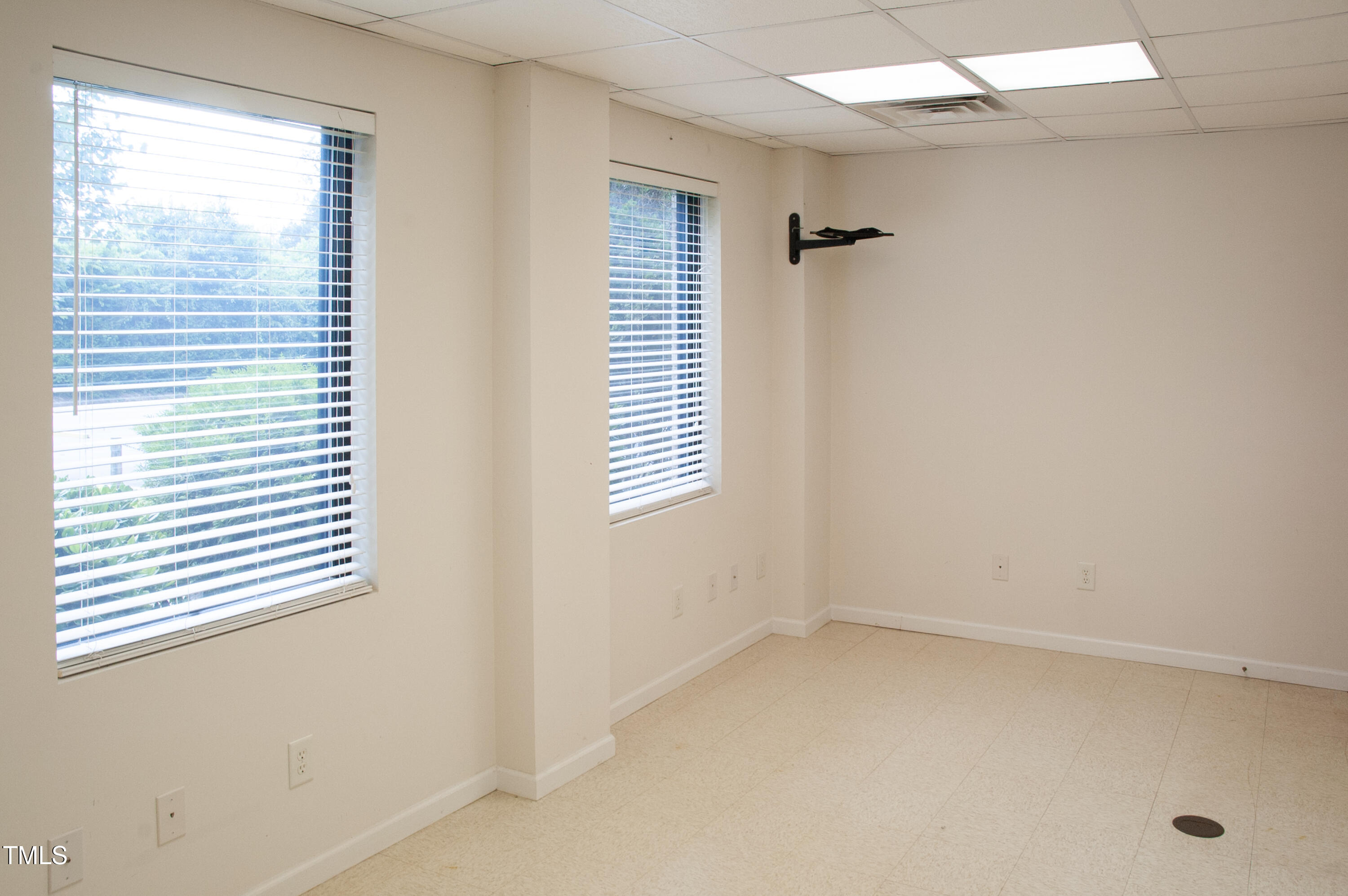 133 Woodlawn Road Property Photo 15