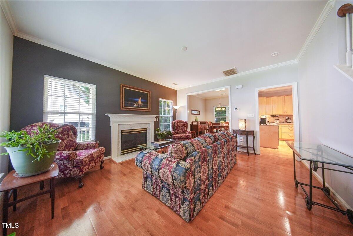 1909 Piperwood Court Property Photo 4
