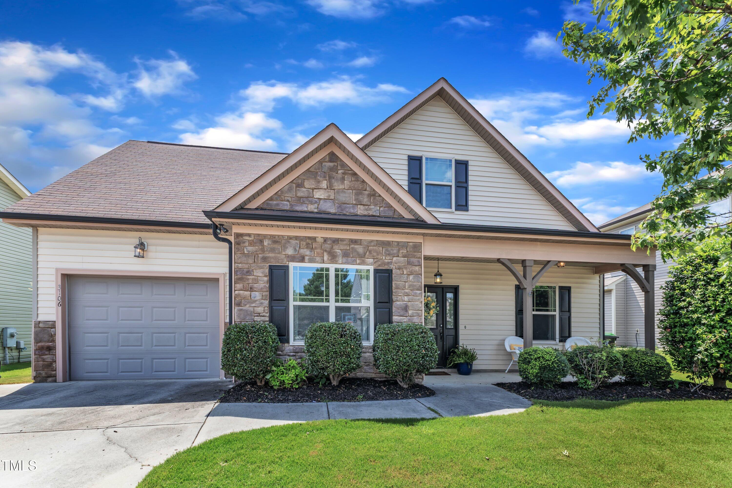 3106 Royal Deeside Court Property Photo 1
