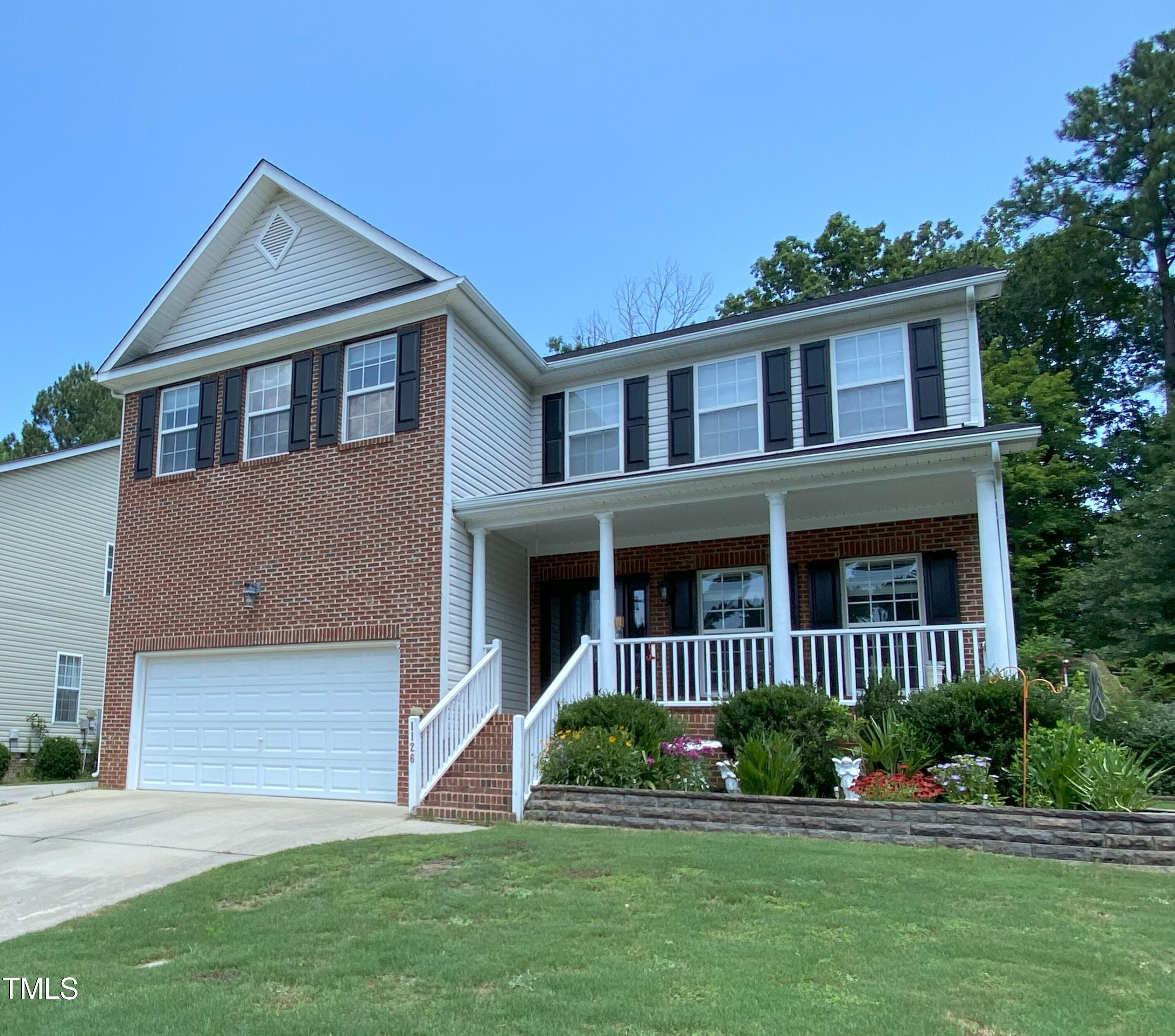 1126 Woodlands Creek Way Property Photo 1