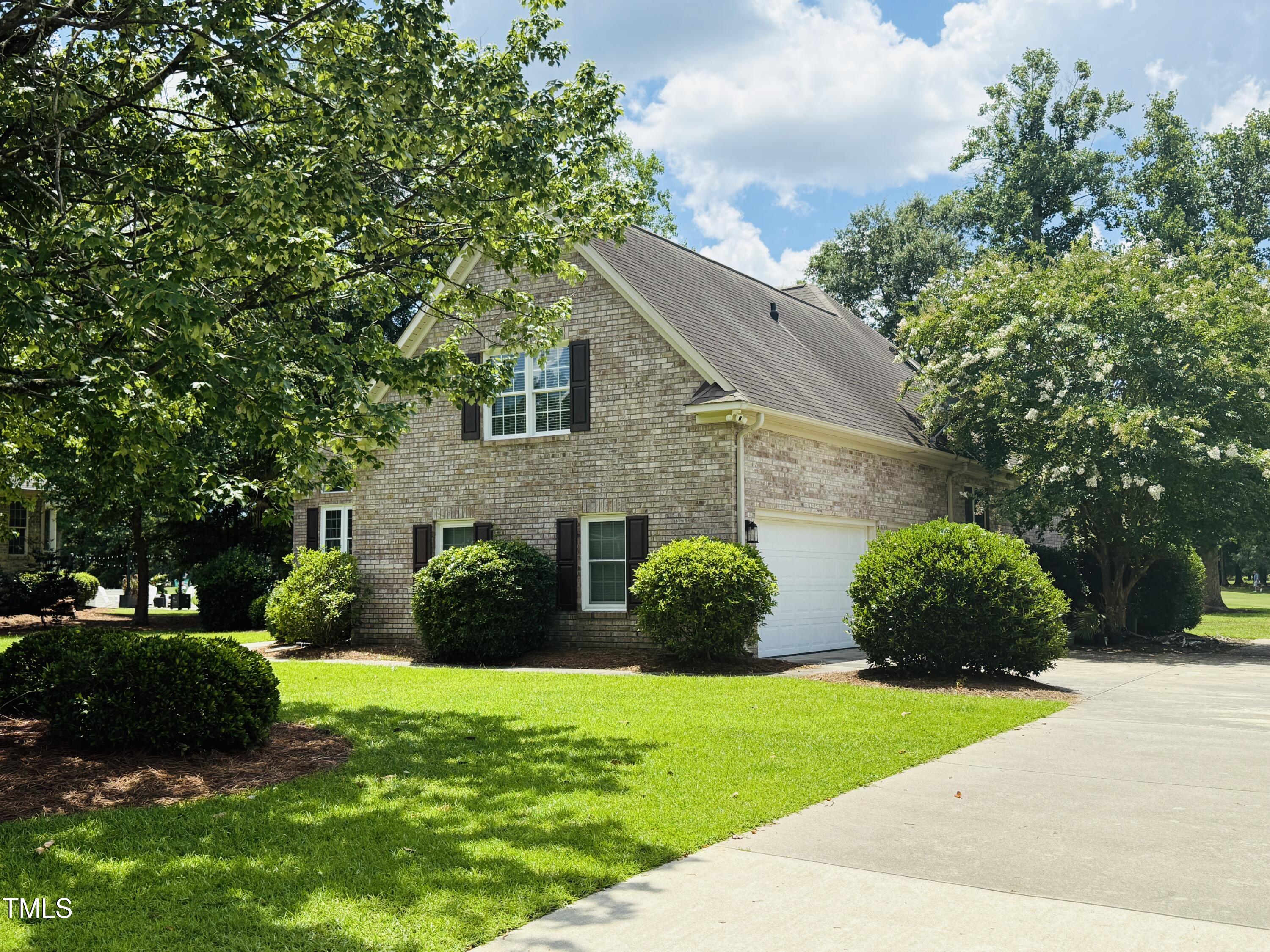 909 Taberna Circle Property Photo 4