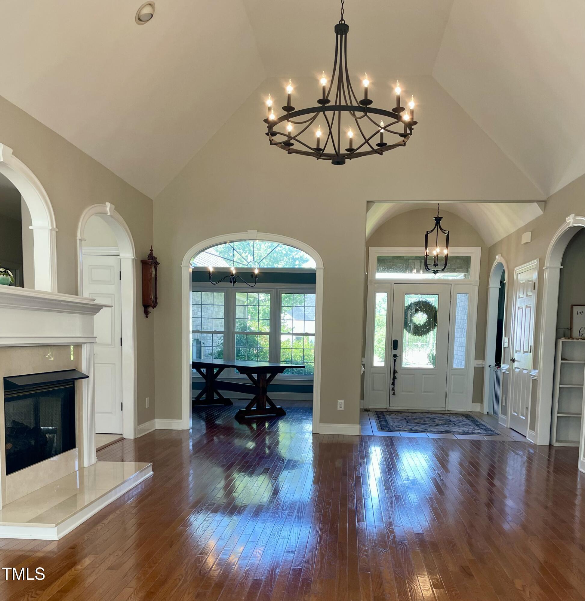 909 Taberna Circle Property Photo 8