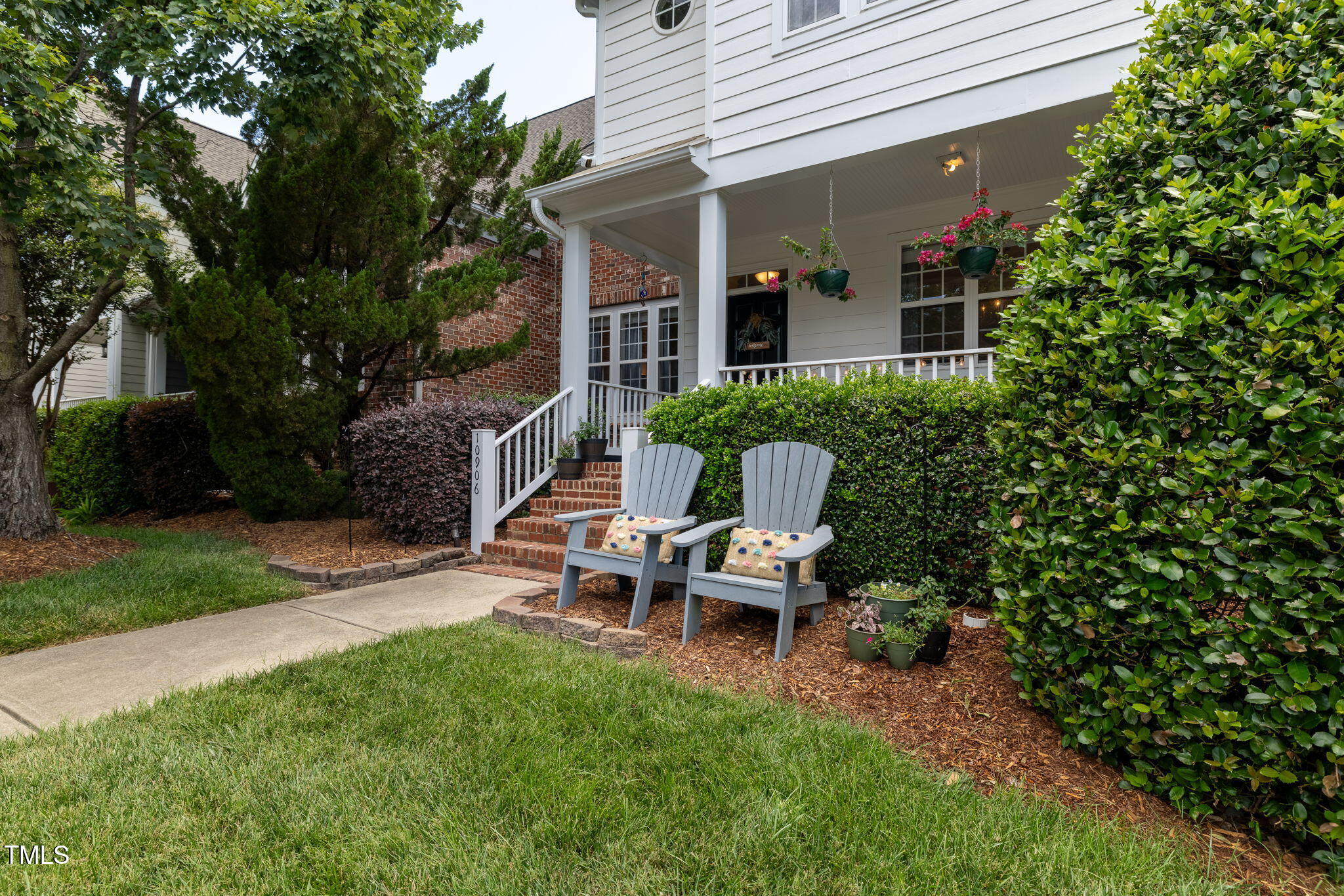10906 Flower Bed Court Property Photo 1