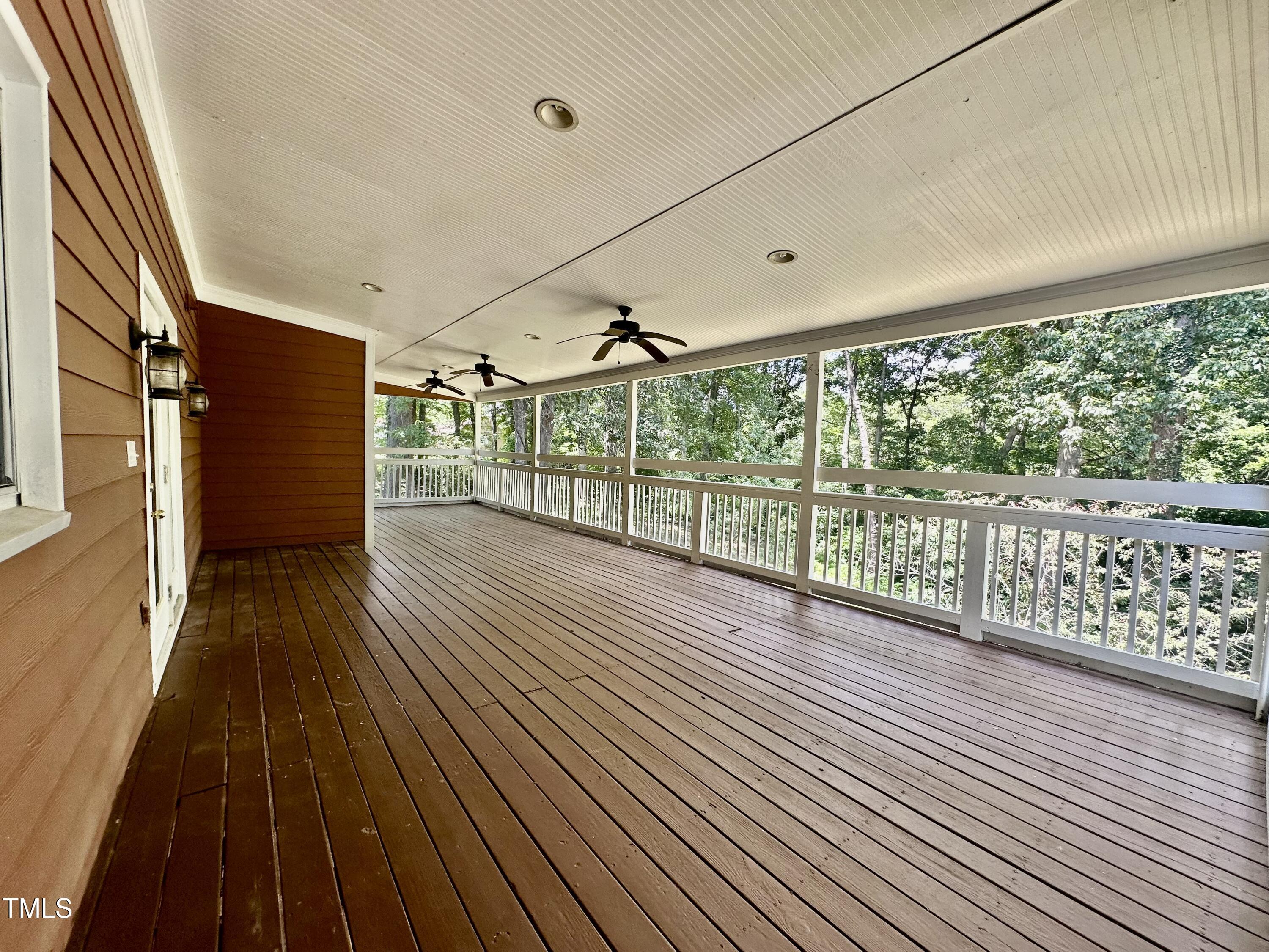 101 Creekside Drive Property Photo 23