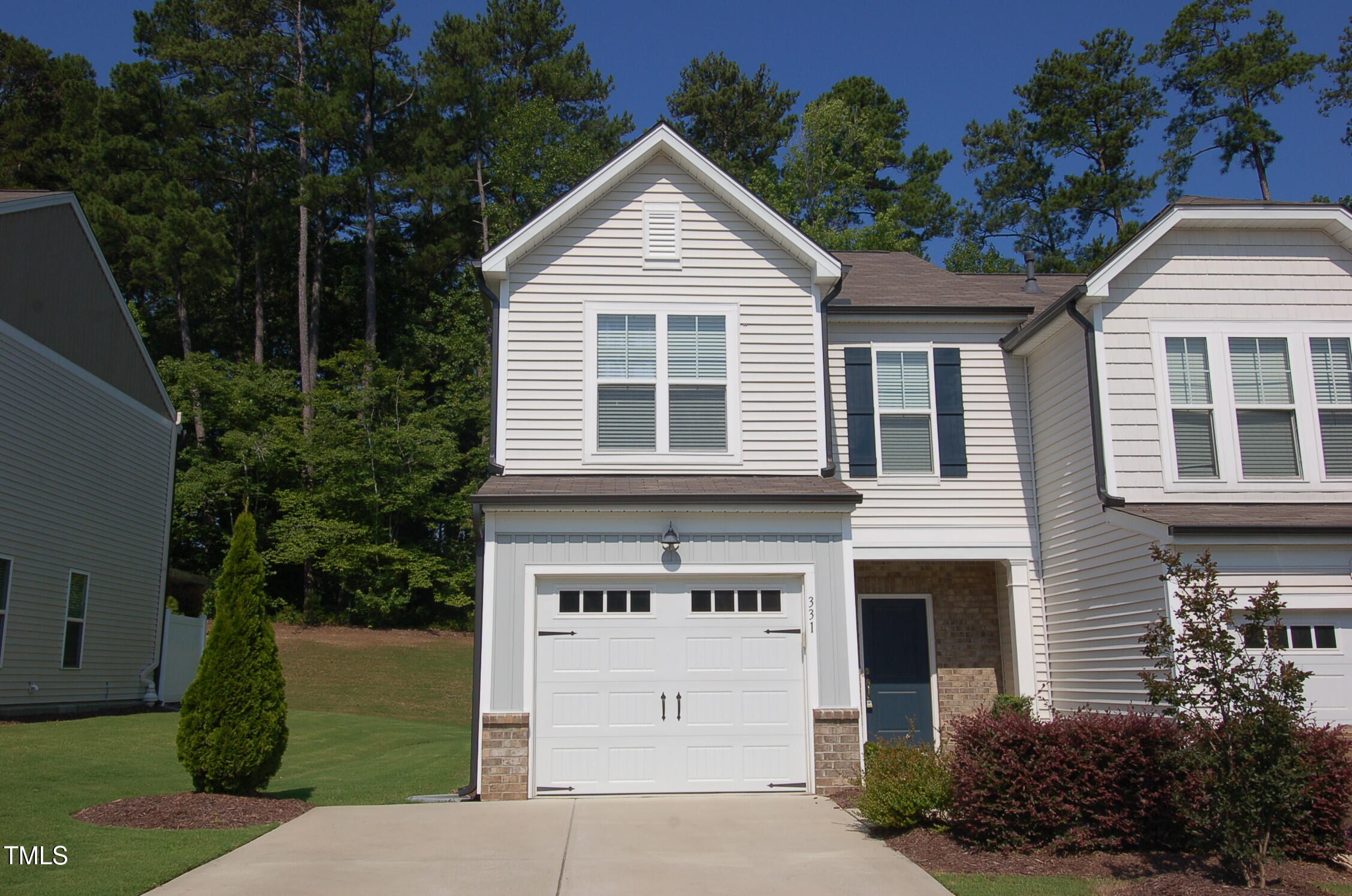 331 White Oak Ridge Drive Property Photo 1