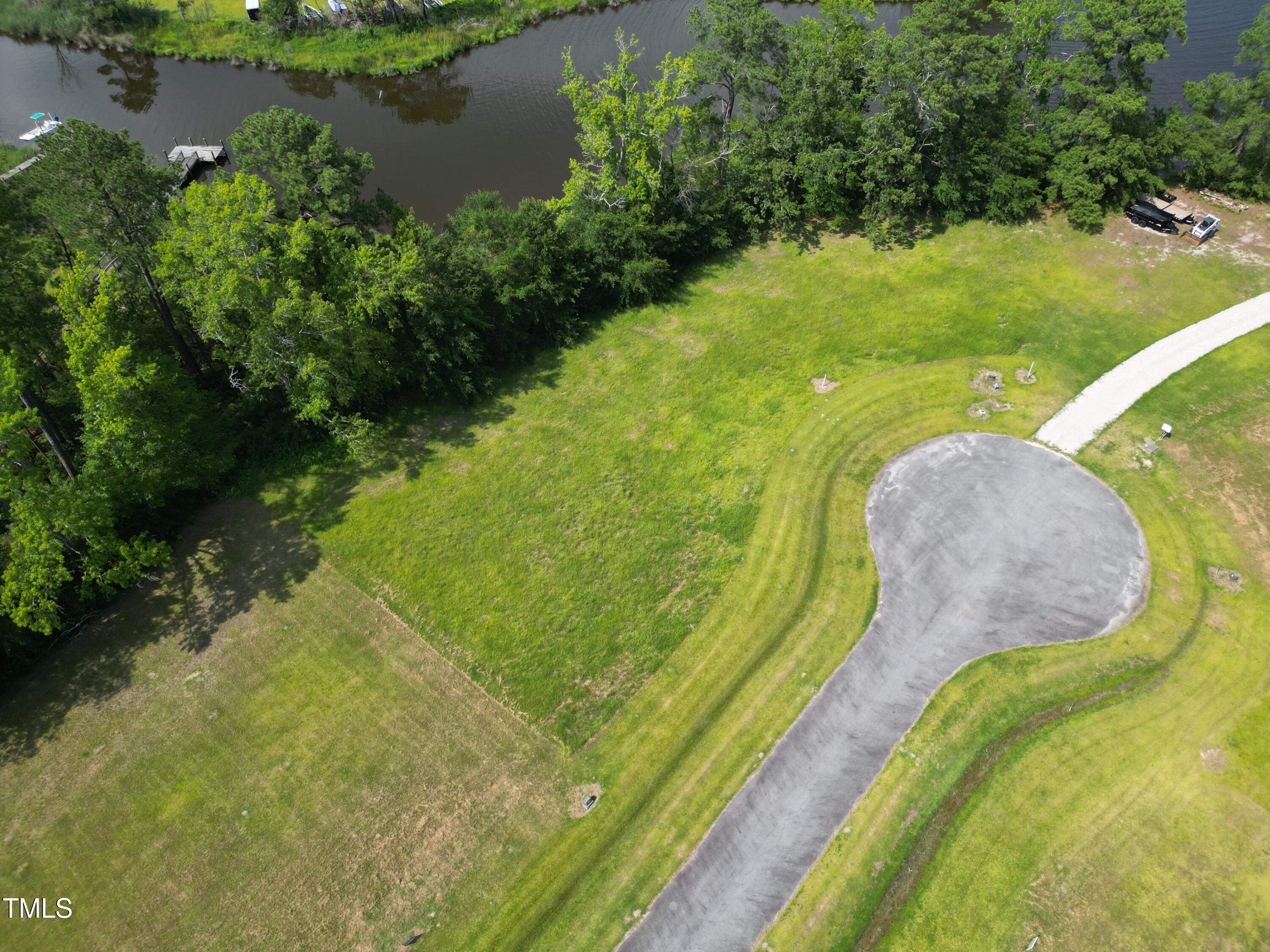 0 Pointe Harbor Drive Property Photo 6