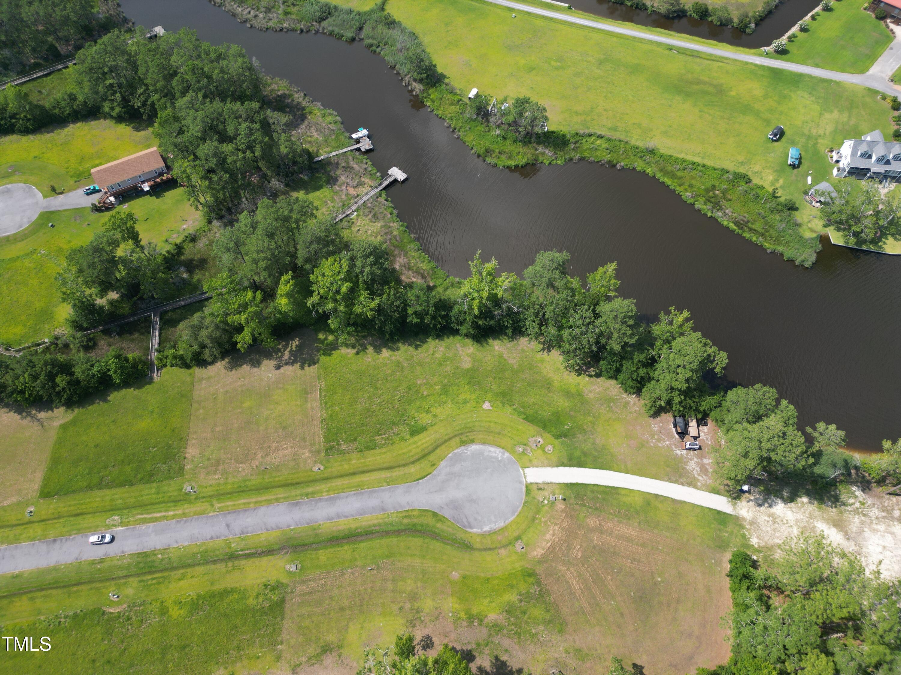 0 Pointe Harbor Drive Property Photo 25