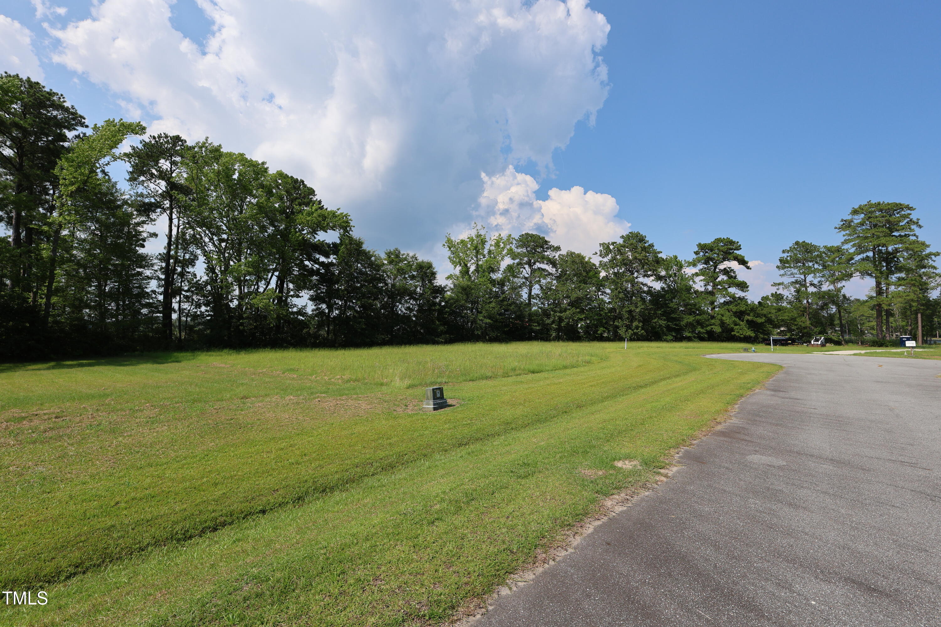 0 Pointe Harbor Drive Property Photo 28