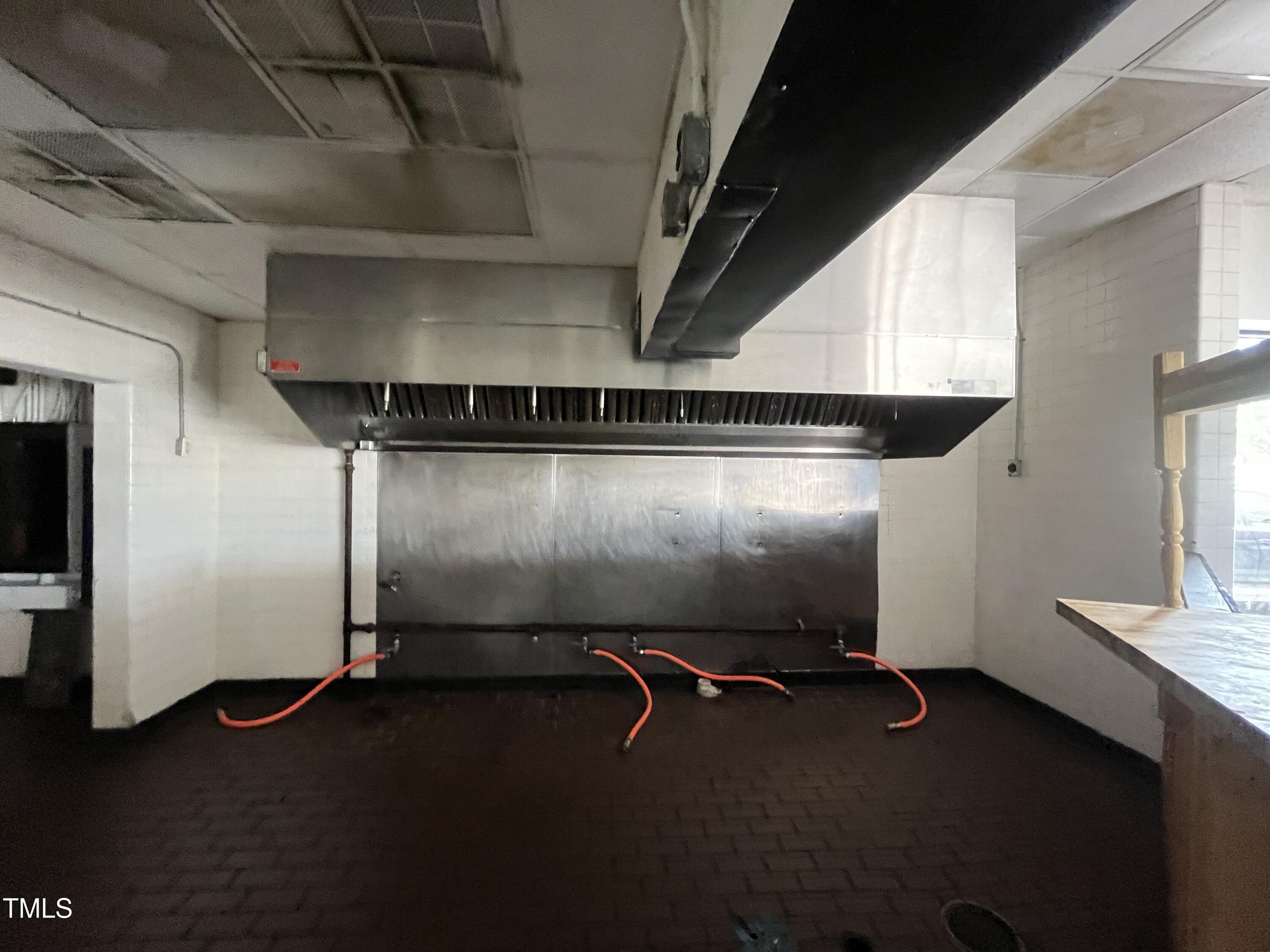 1202 E Andrews Avenue Property Photo 9