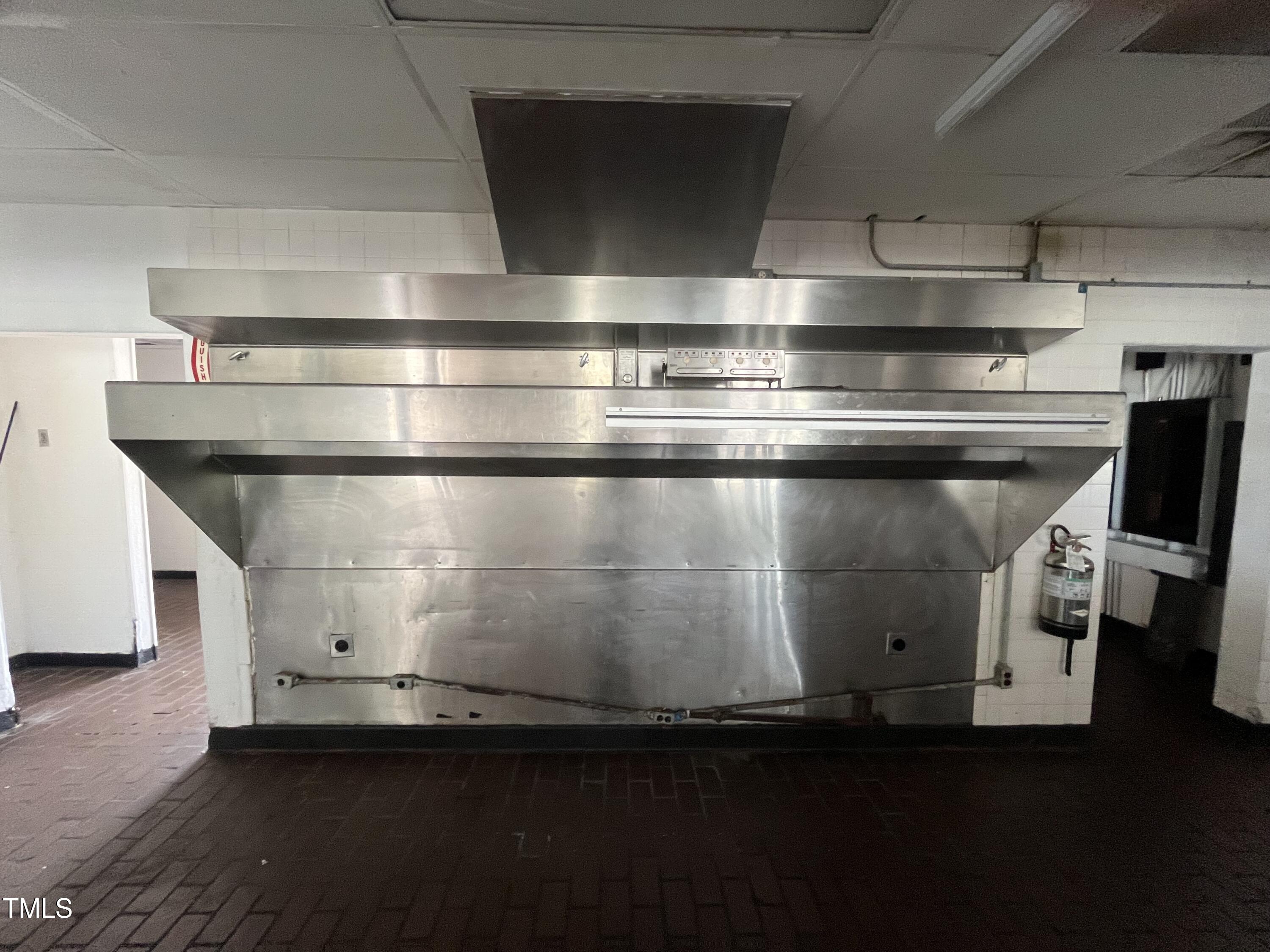 1202 E Andrews Avenue Property Photo 10