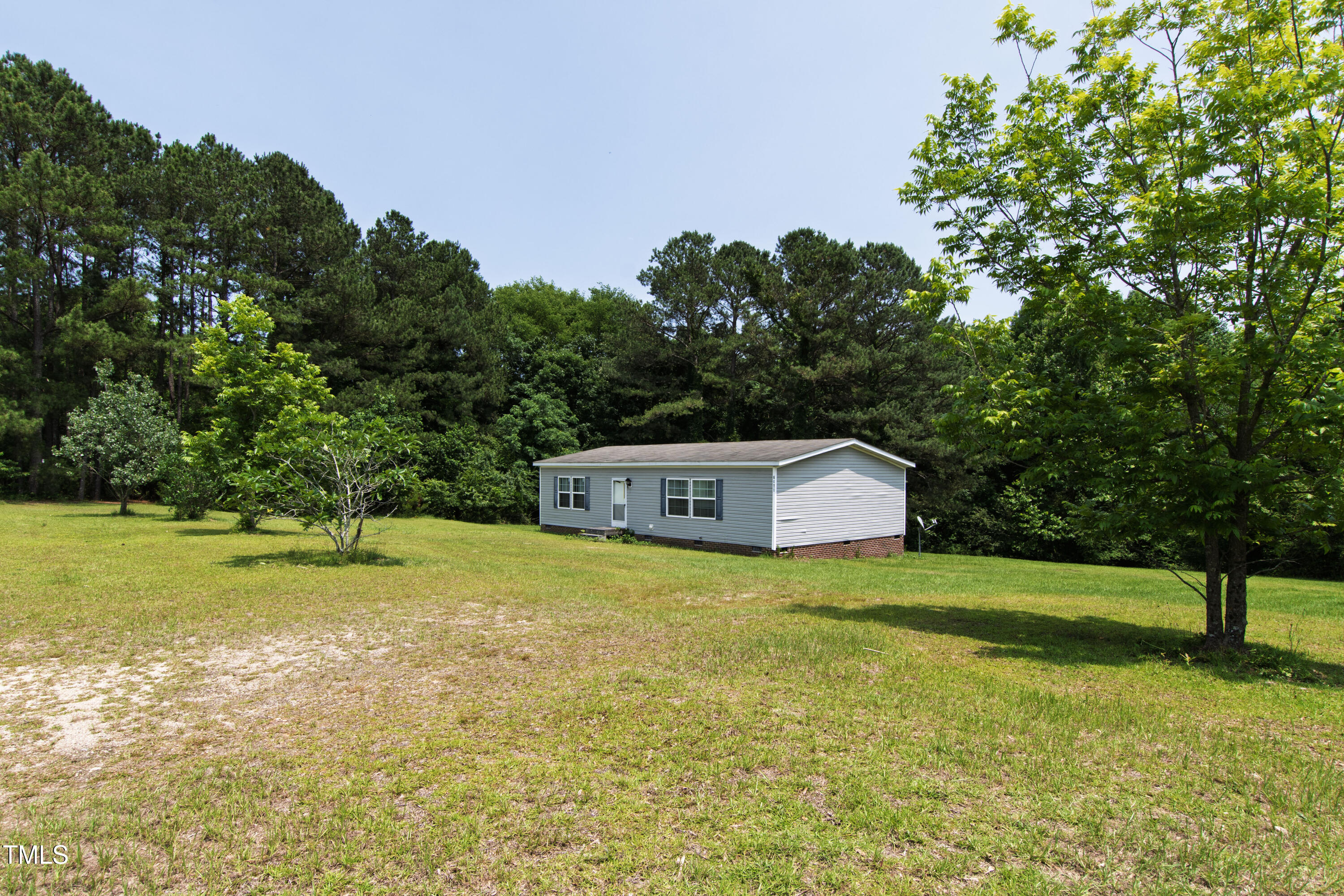 6671 South River Road Property Photo 2