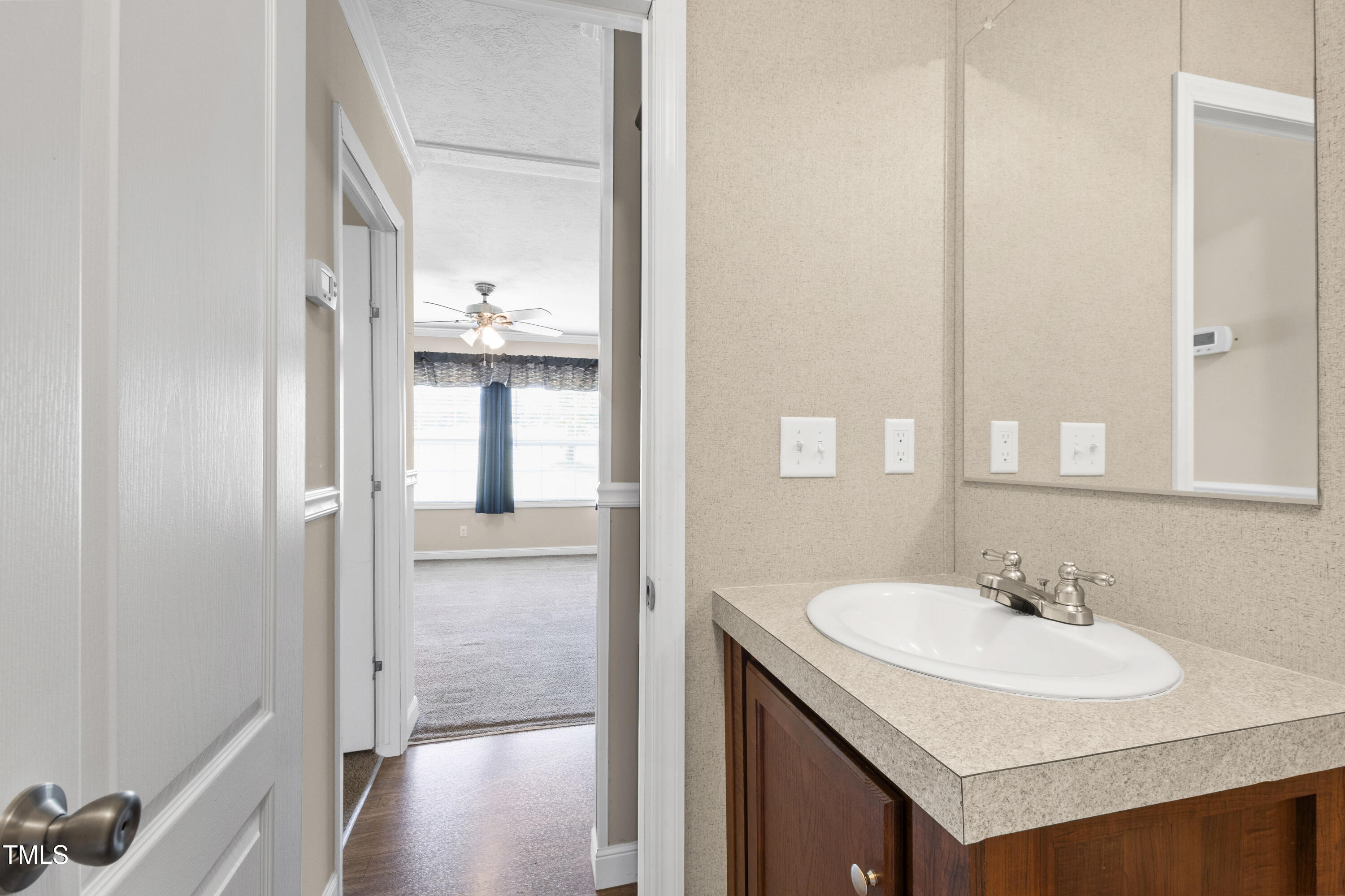 6671 South River Road Property Photo 23