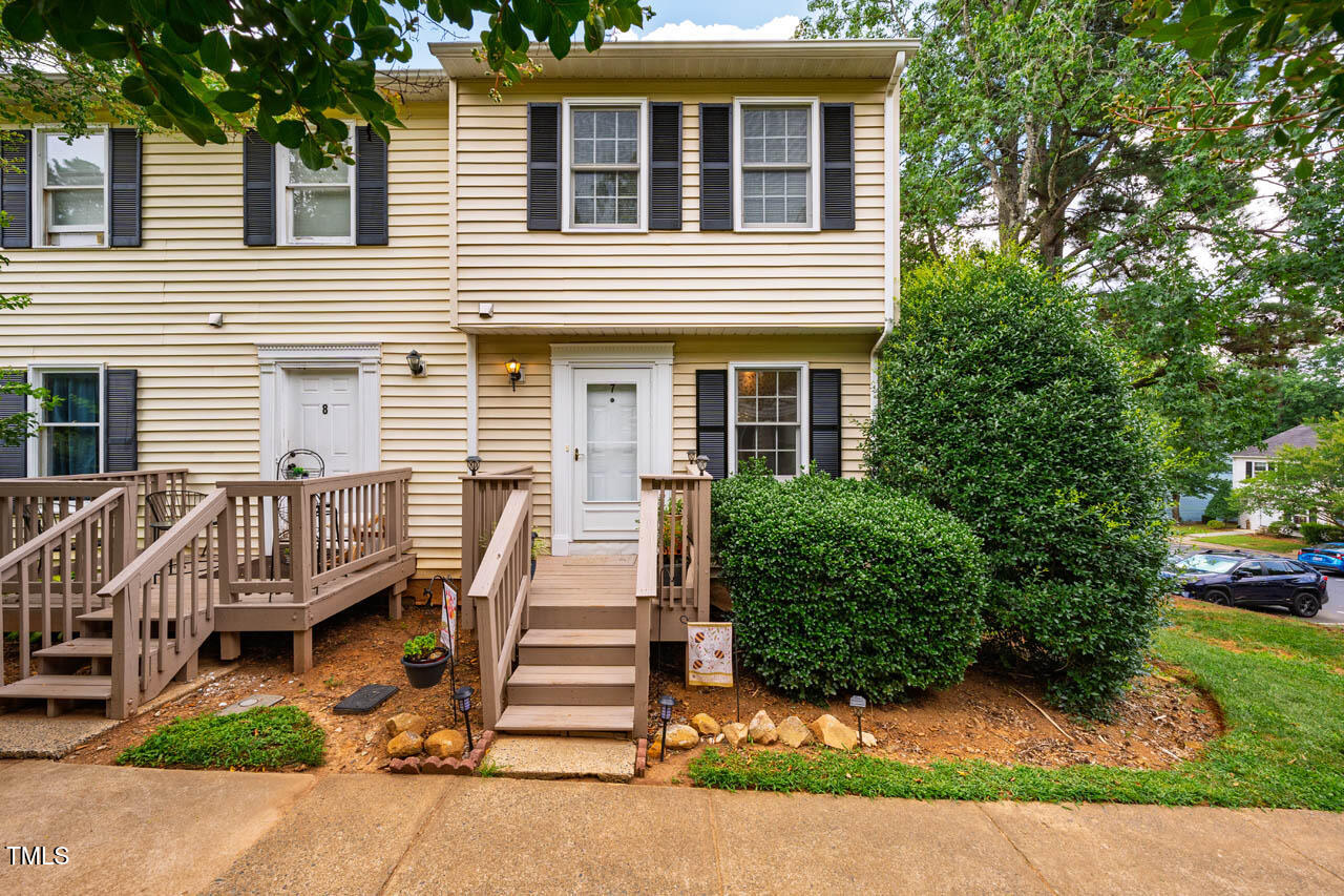 7 Georgetown Court Property Photo 1