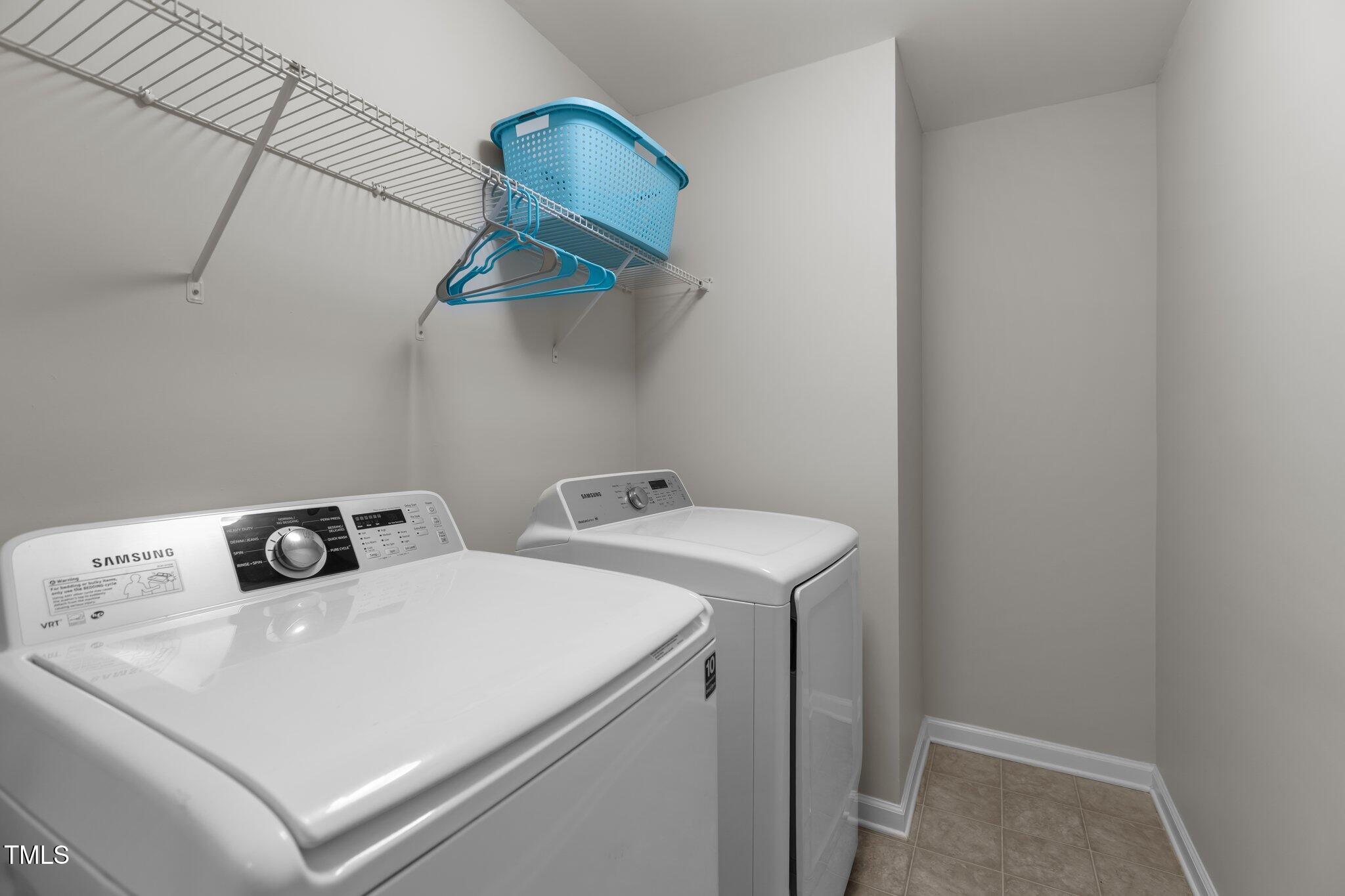 316 Hilliard Forest Drive Property Photo 23