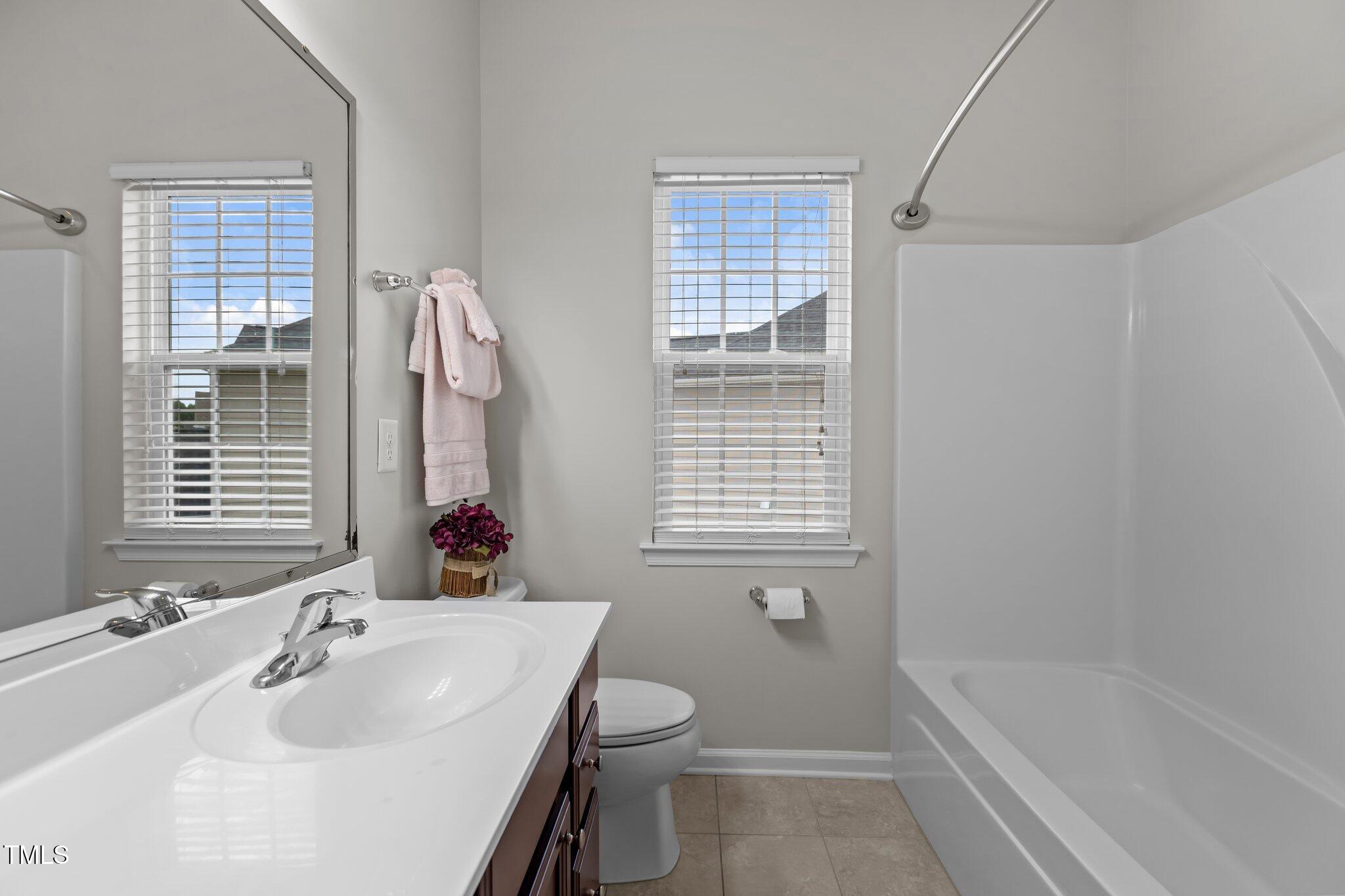 316 Hilliard Forest Drive Property Photo 27