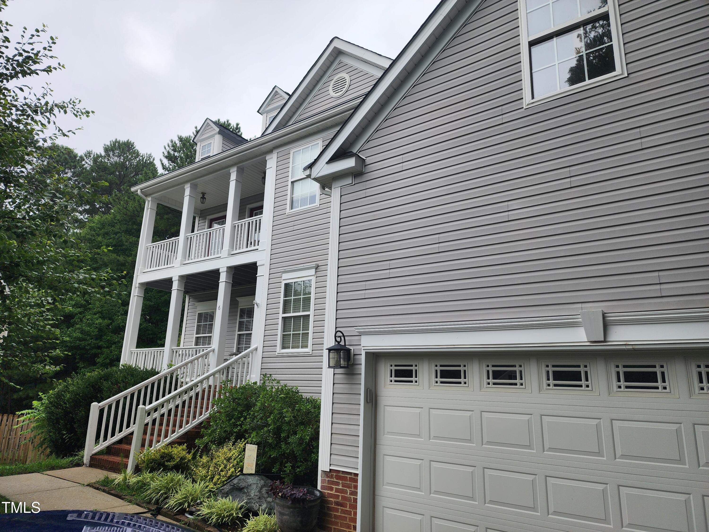 6 Horizon Circle Property Photo 1