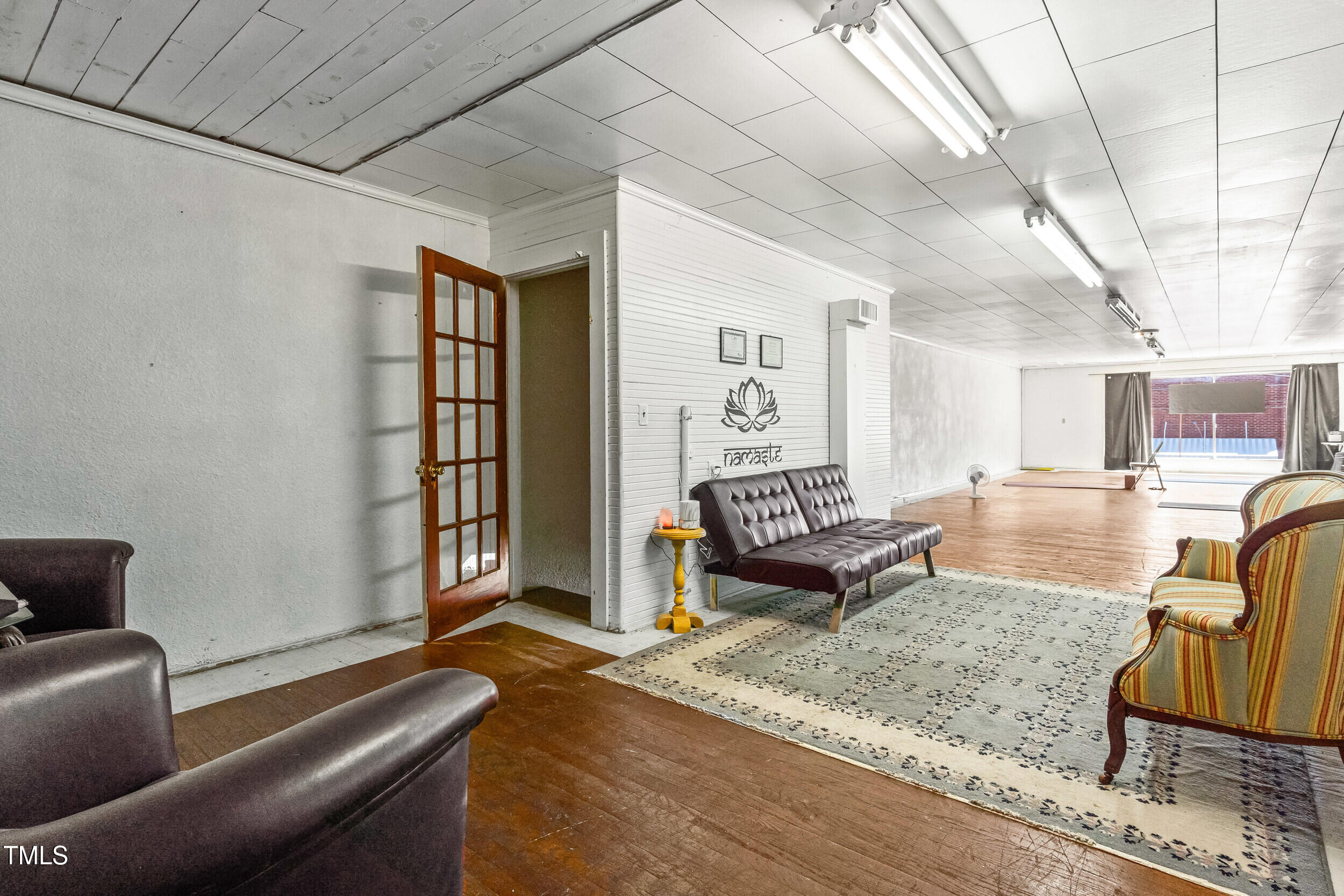 118 S Chatham Avenue Property Photo 17