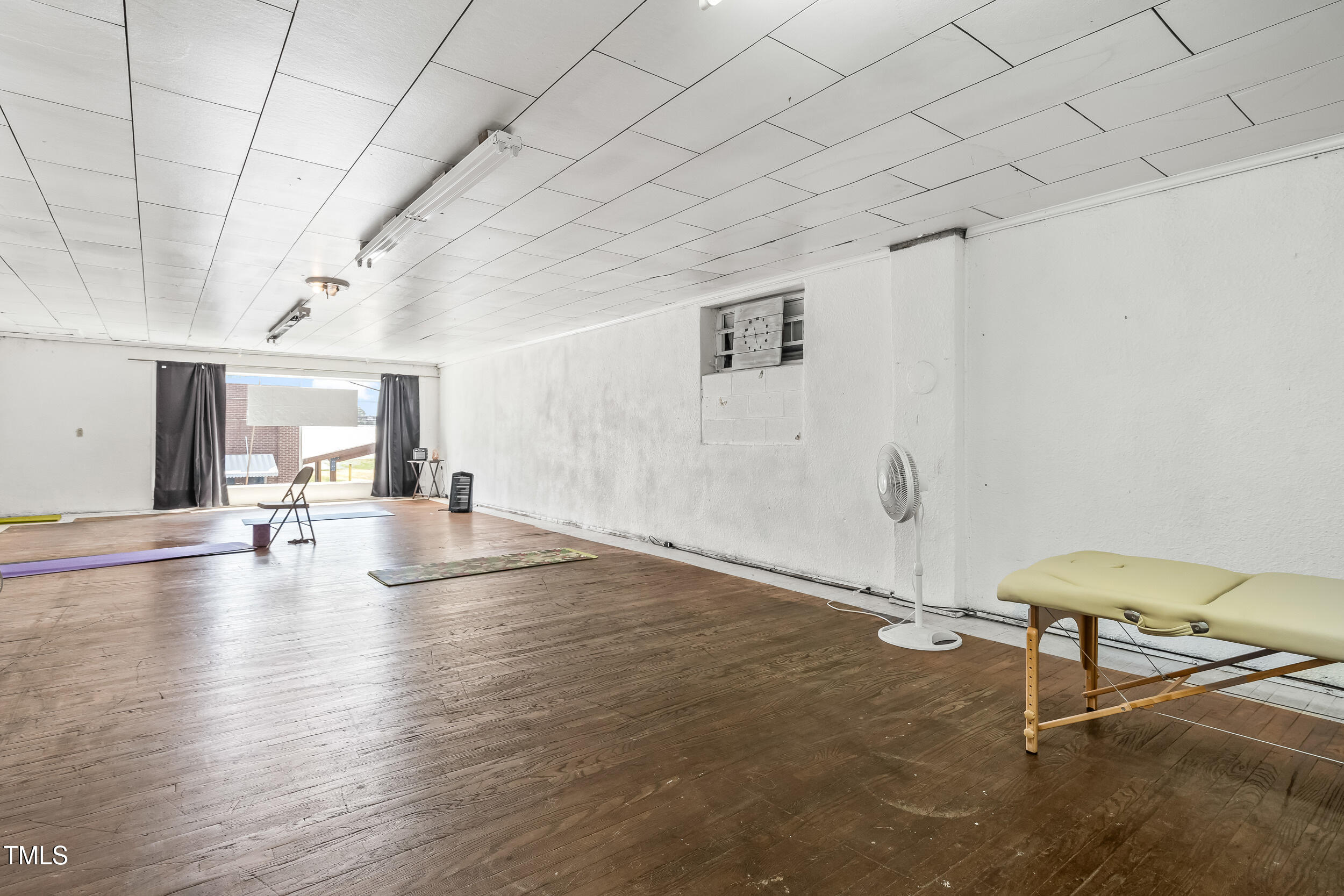 118 S Chatham Avenue Property Photo 18