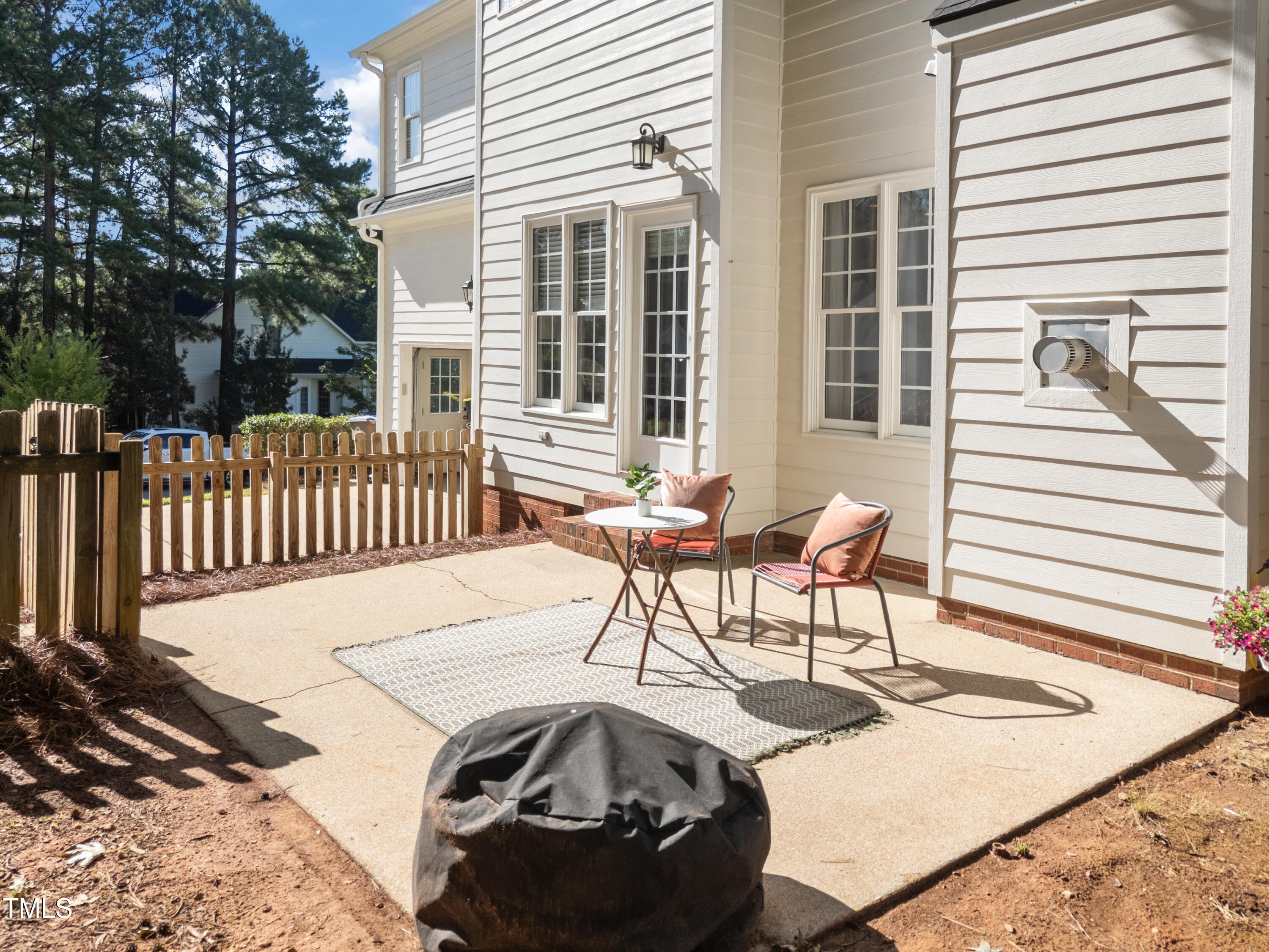 513 Moultonboro Avenue Property Photo 8