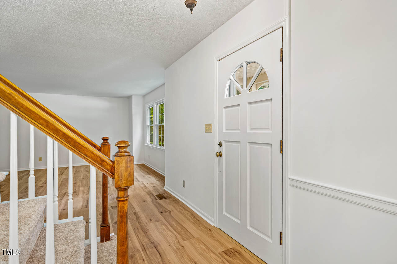 2330 Thunder Road Property Photo 5