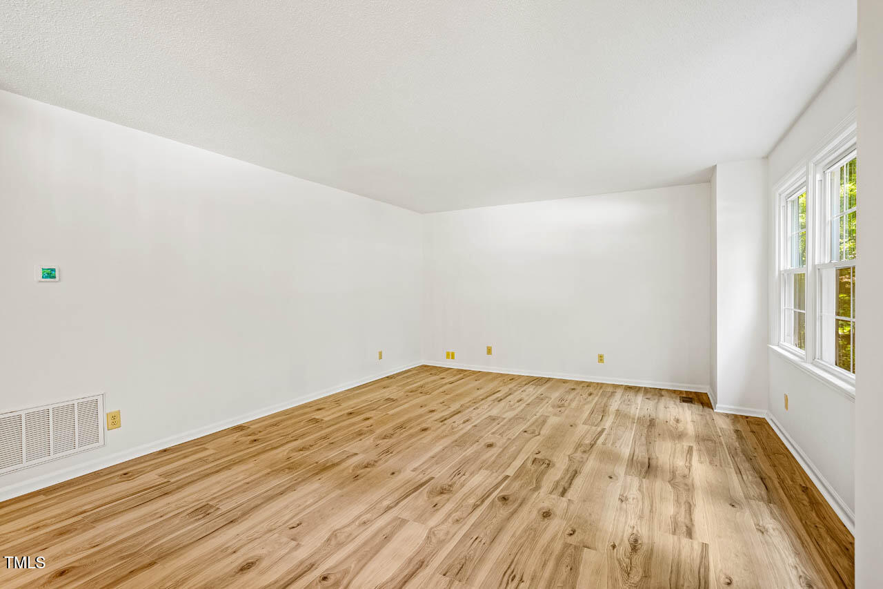2330 Thunder Road Property Photo 6