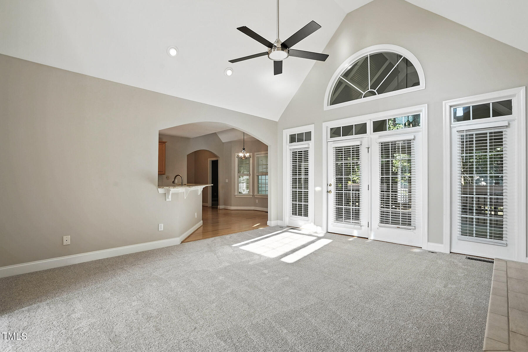 104 Vatersay Drive Property Photo 4