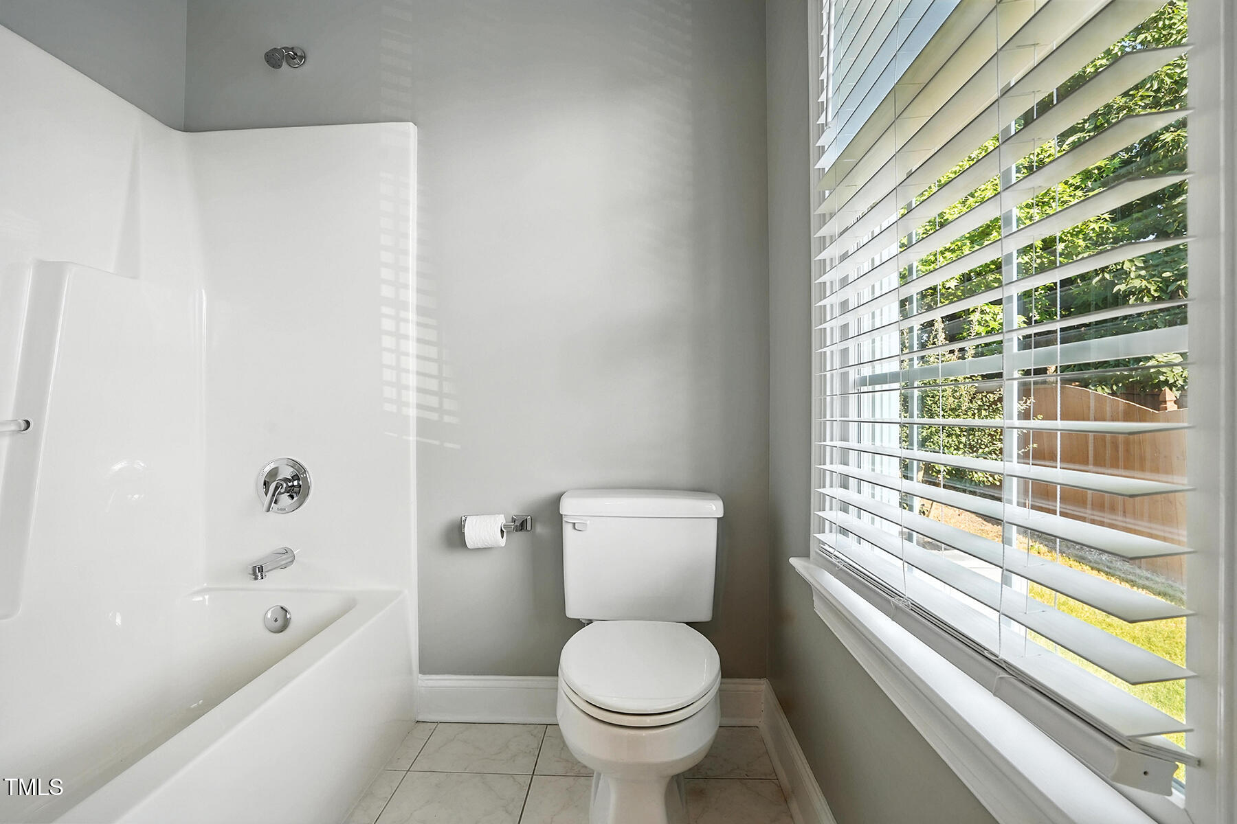 104 Vatersay Drive Property Photo 16