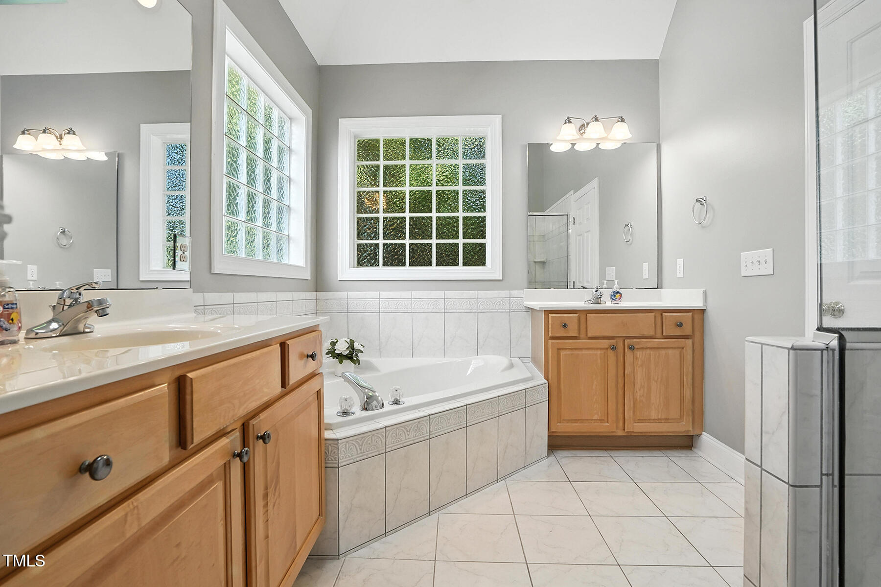 104 Vatersay Drive Property Photo 22
