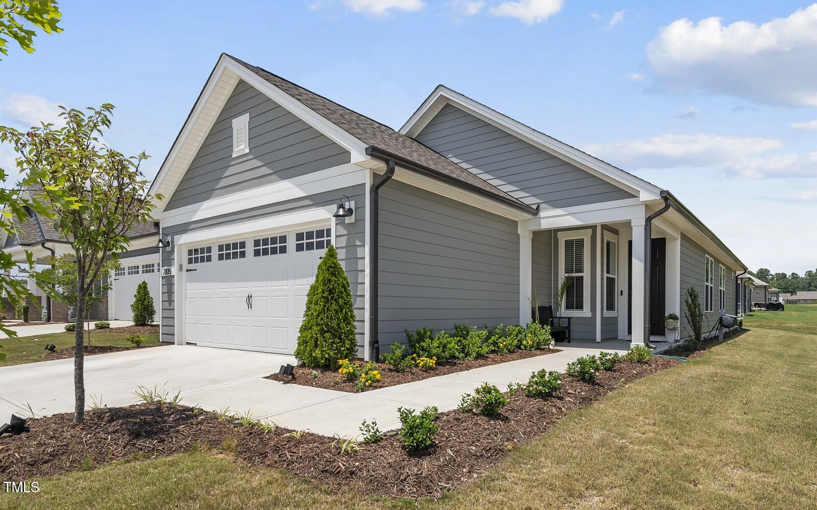 2105 Flycatcher Lane Property Photo 1