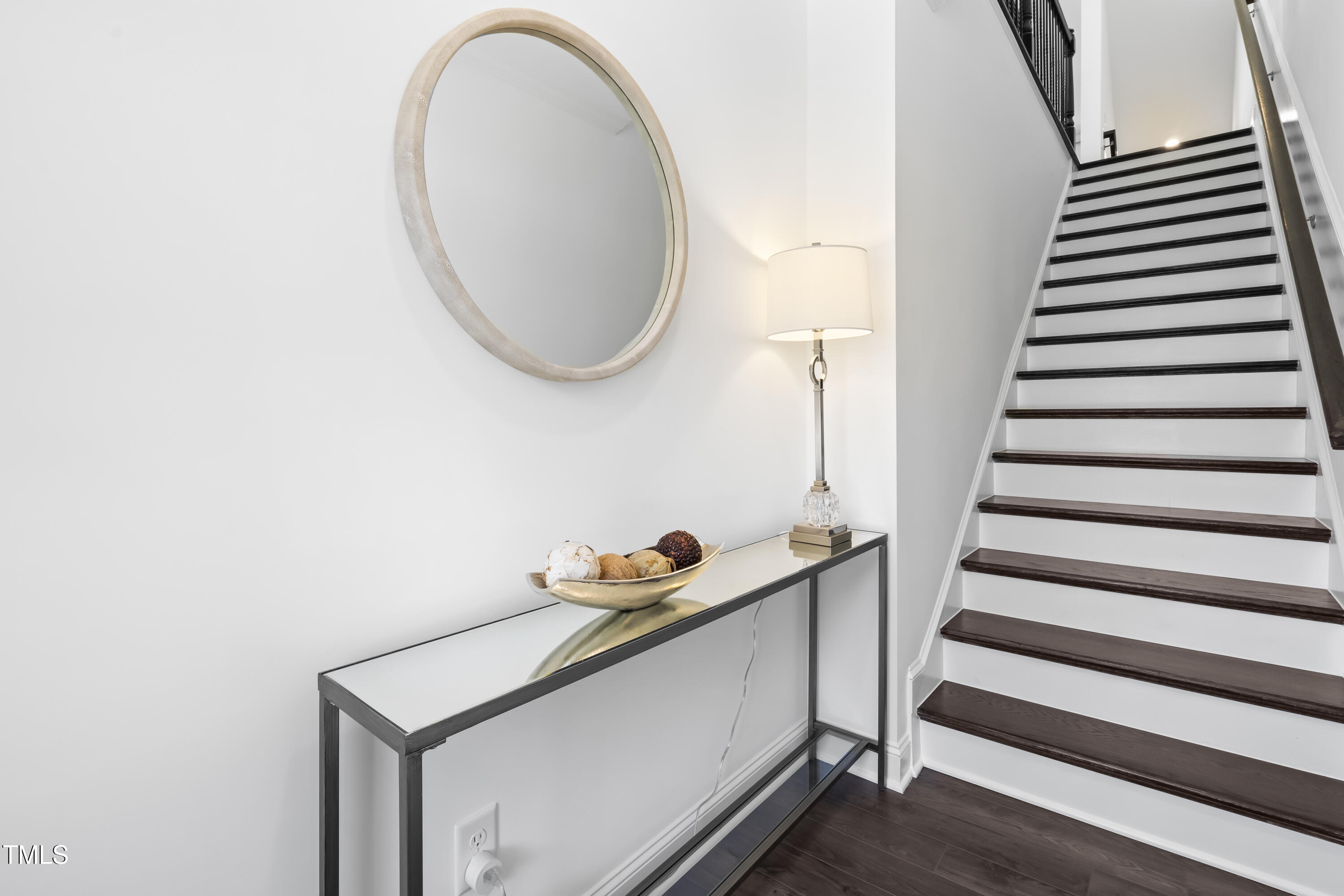 8401 Zinc Autumn Path # A Property Photo 4