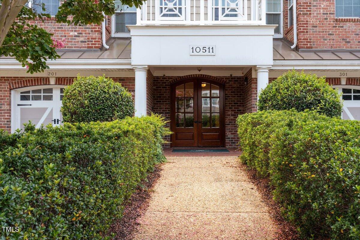 10511 Rosegate Court # 103 Property Photo 2