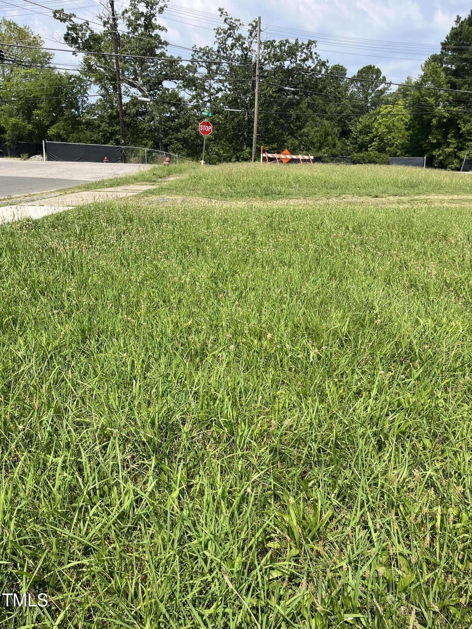 2827 Angier Avenue Property Photo 2