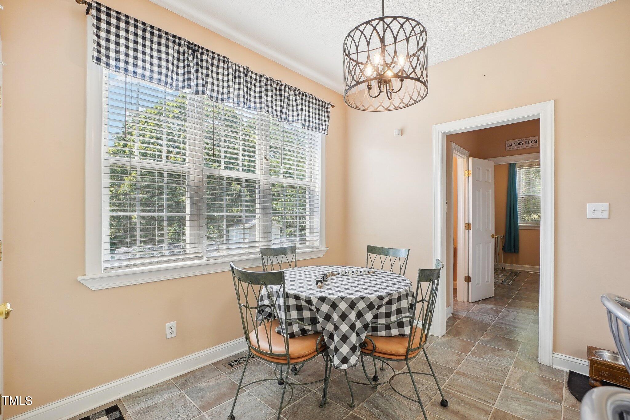 683 Castleberry Road Property Photo 6
