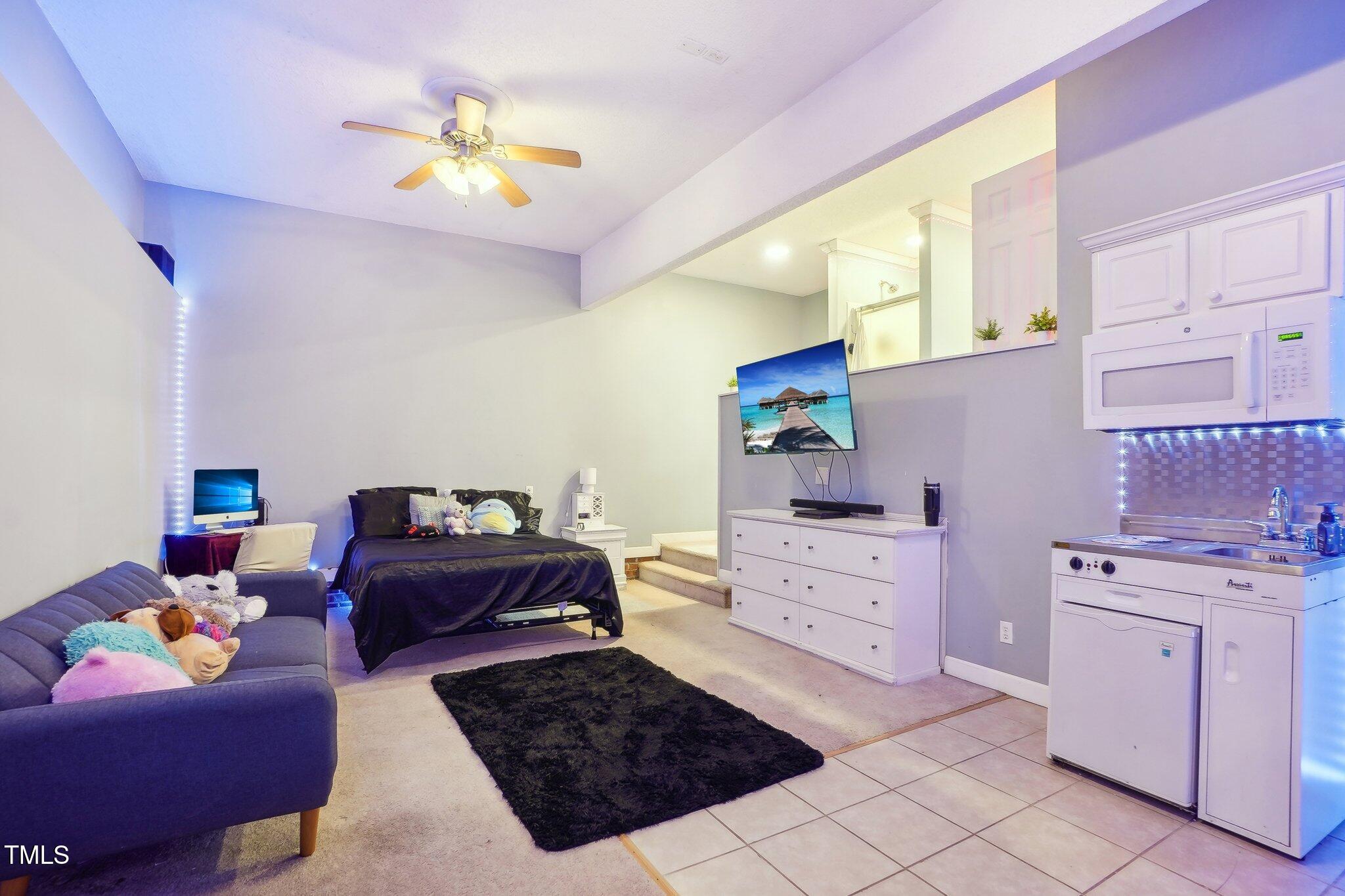 683 Castleberry Road Property Photo 12