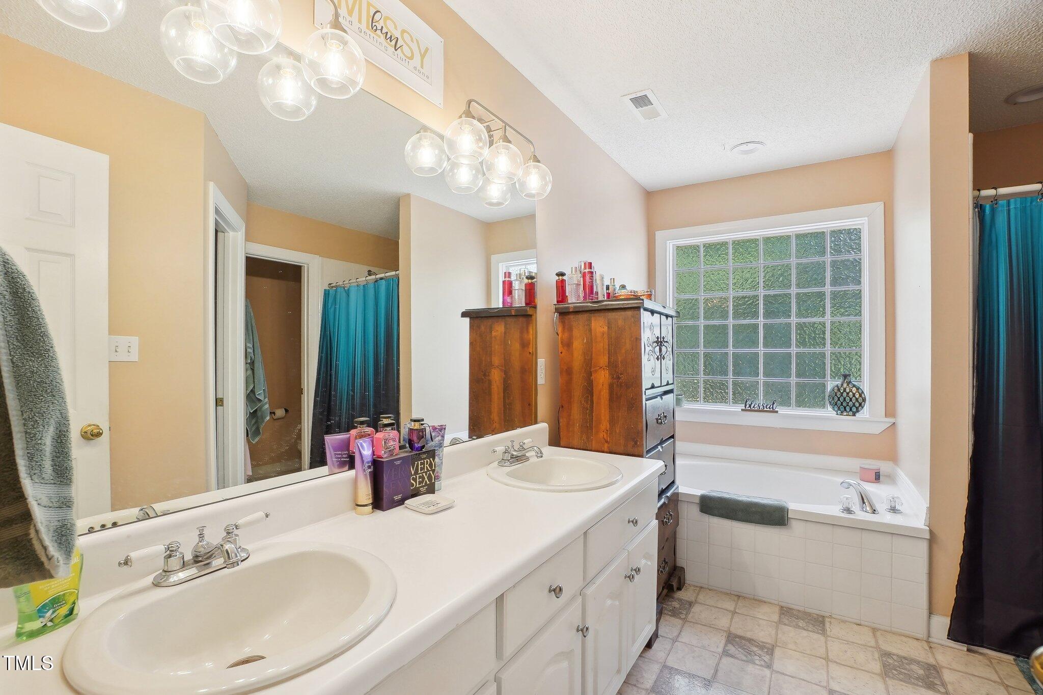 683 Castleberry Road Property Photo 15